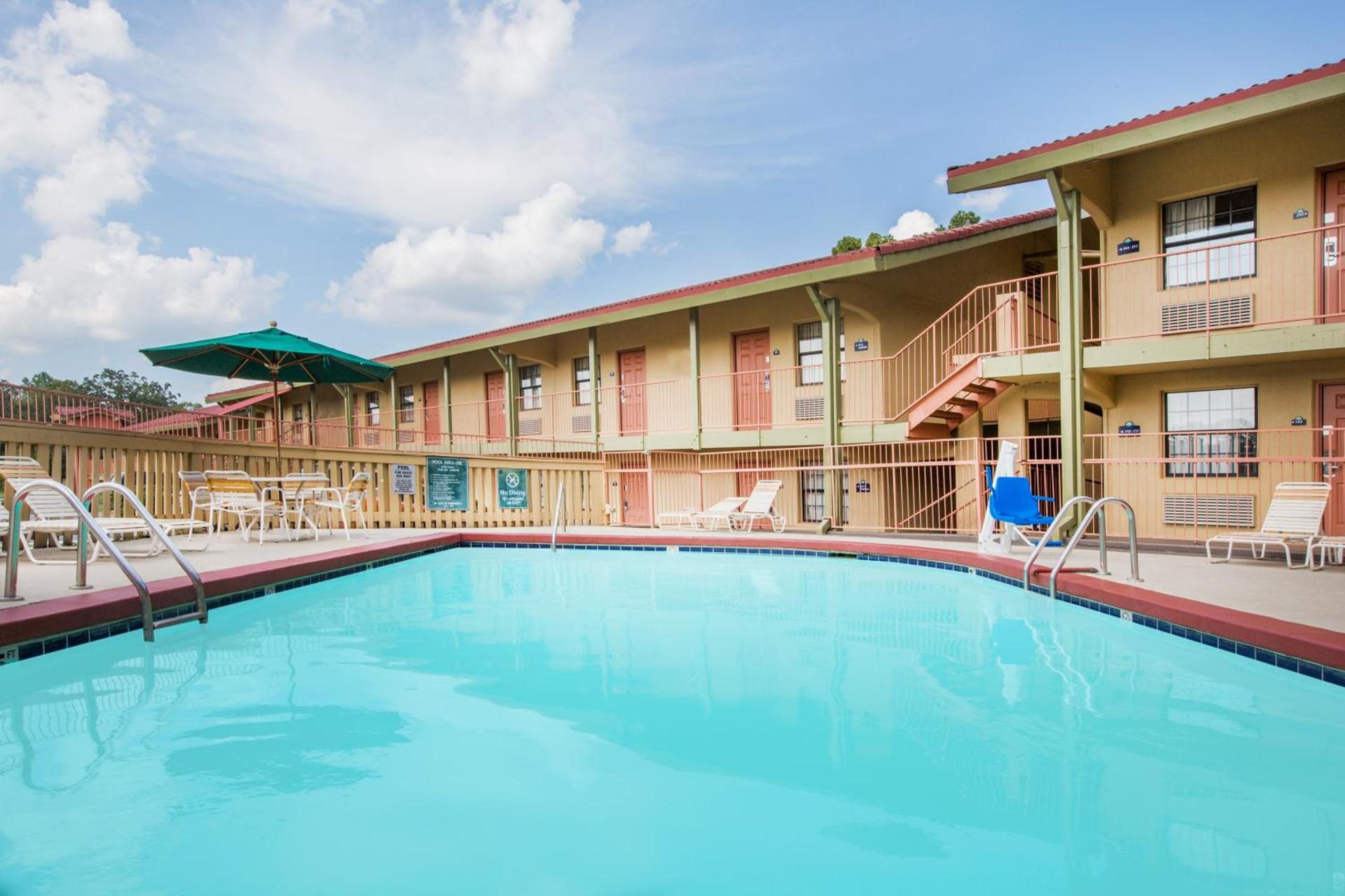 Days Inn by Wyndham Little Rock/Medical Center photo 23