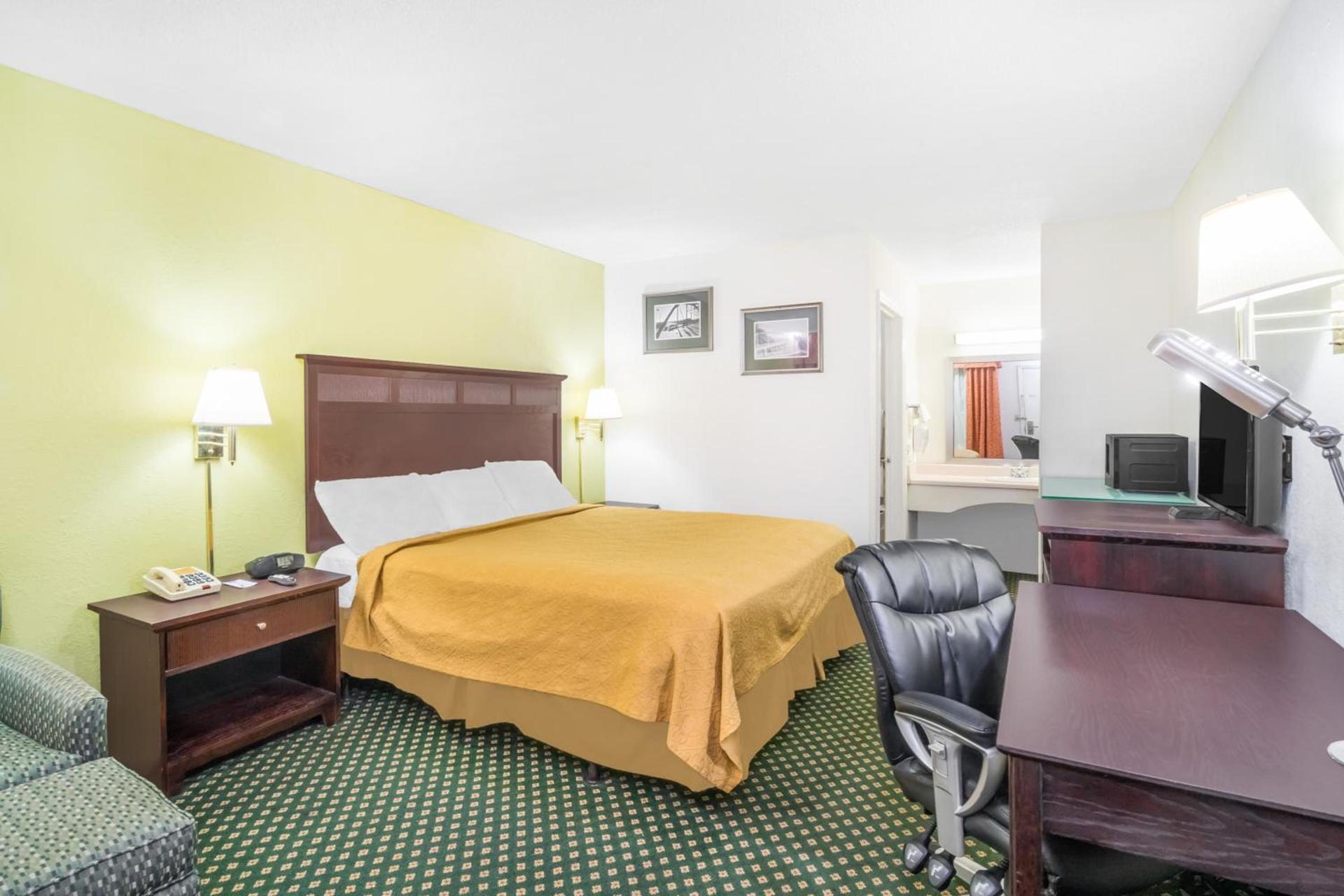 Knights Inn Chattanooga photo 15