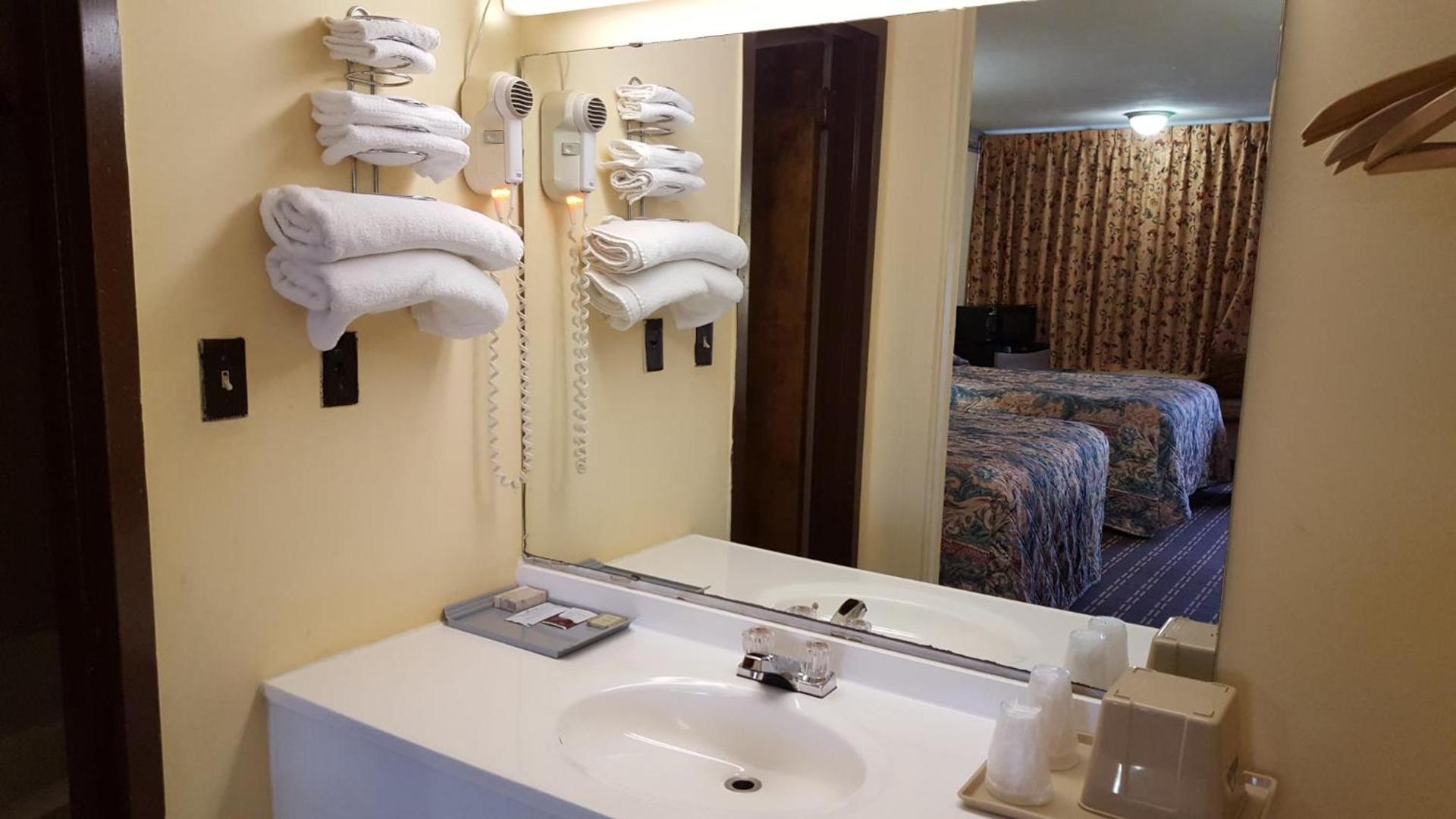 Innkeeper Motel Hamel photo 14