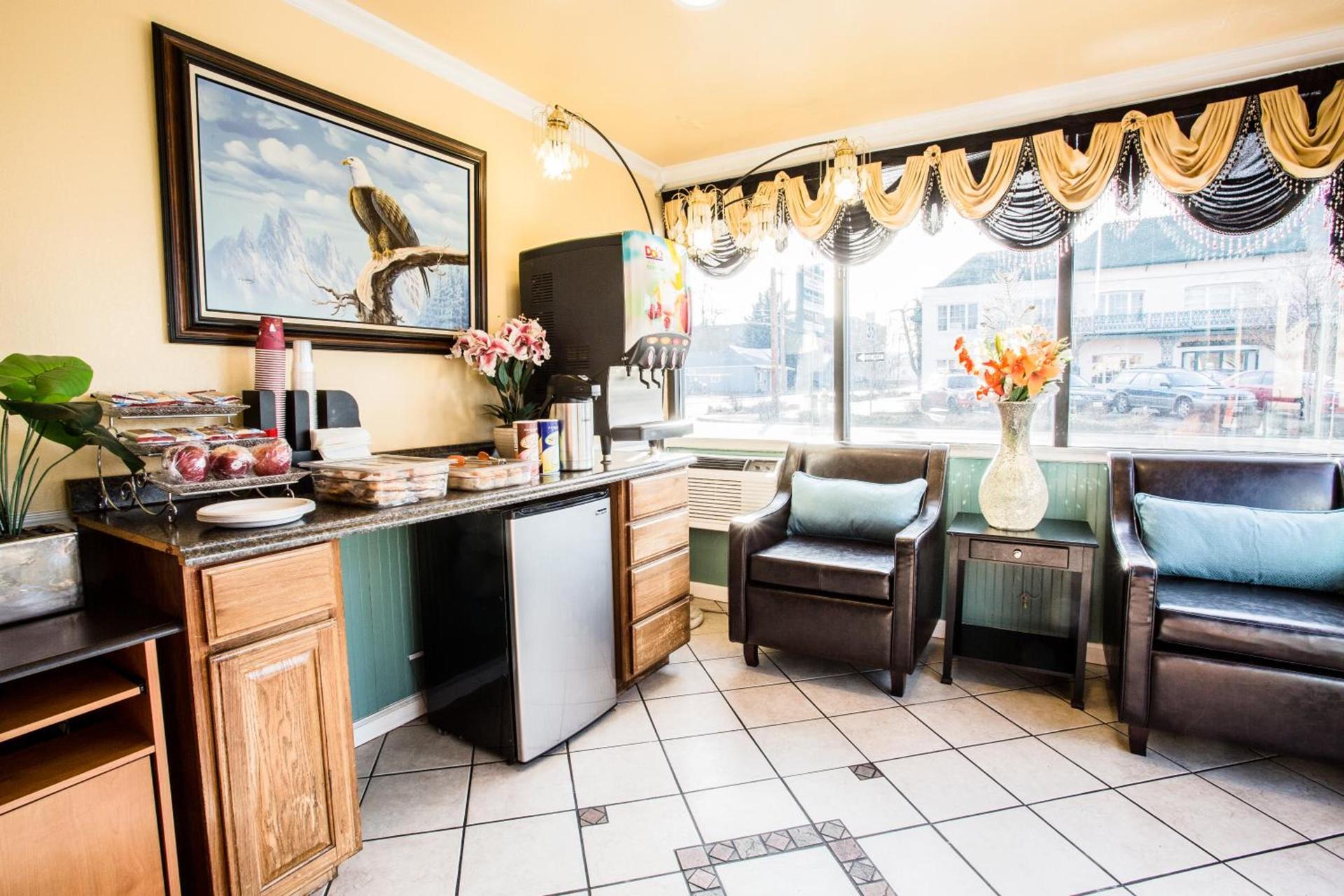 Signature Inn Medford Downtown - Newly Renovated photo 7
