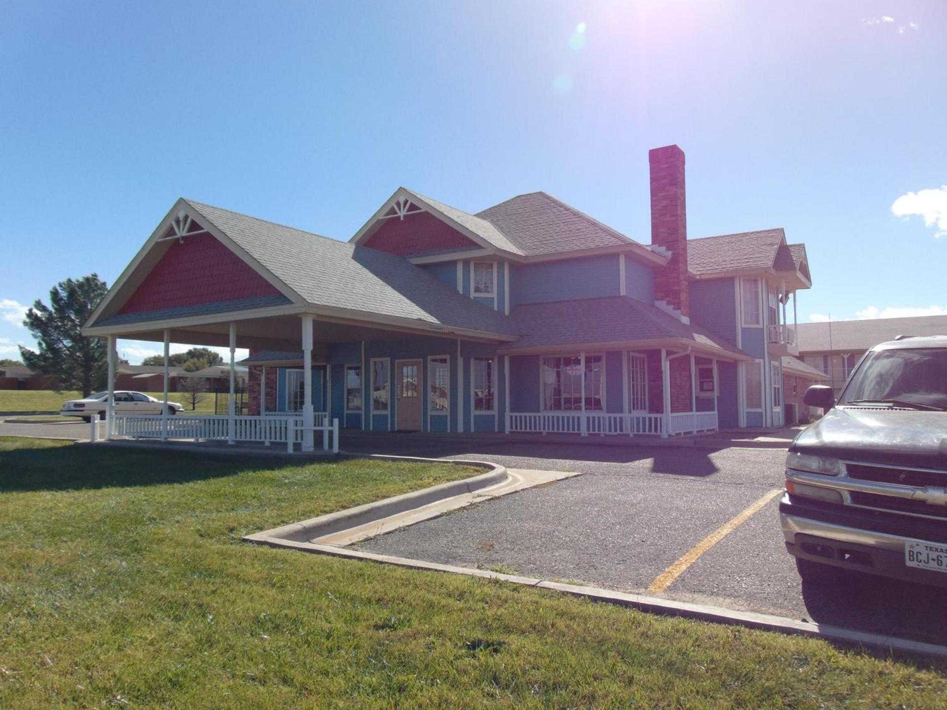 Heritage House Inn photo 13