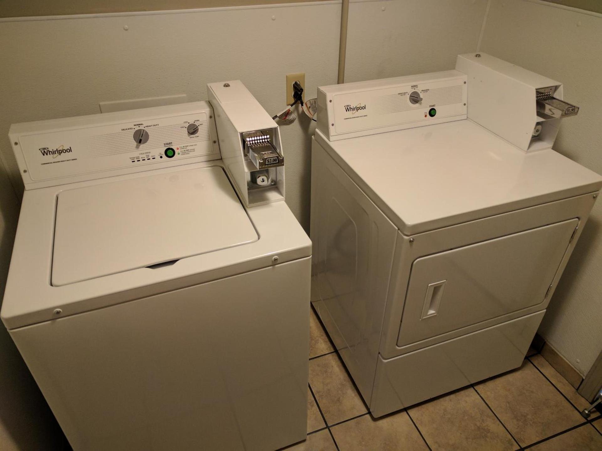 Budget Inn & Suites photo 7