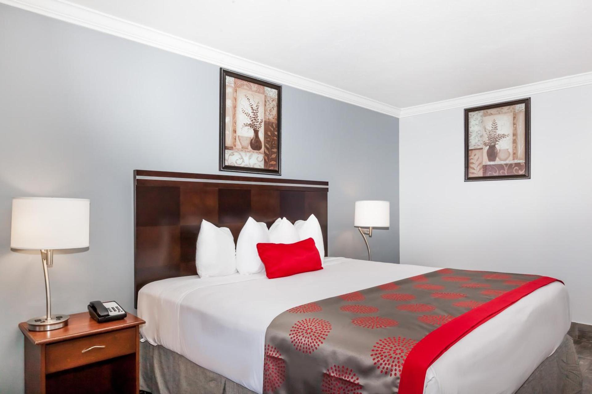 Ramada by Wyndham San Diego Poway Miramar photo 47