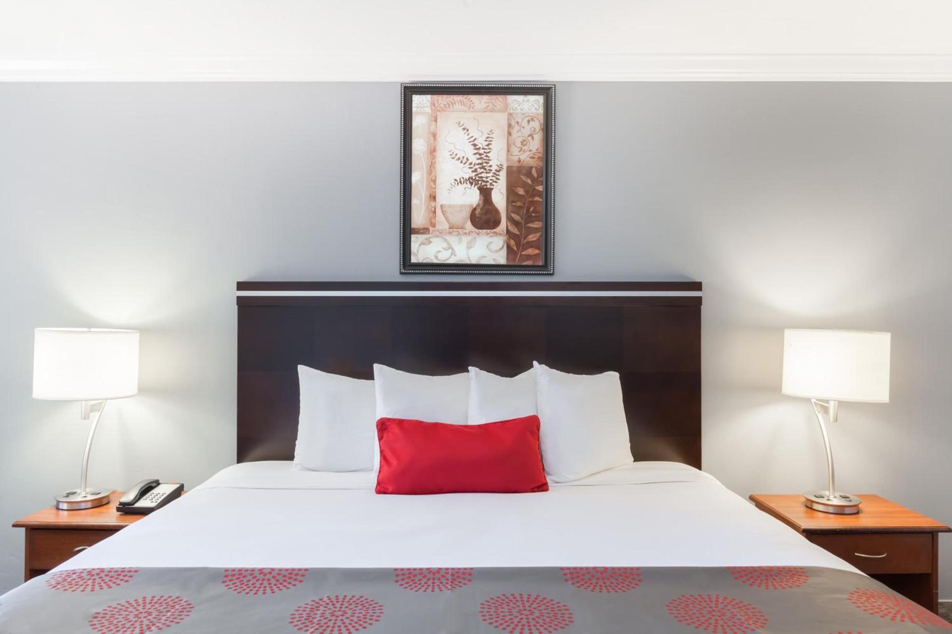 Ramada by Wyndham San Diego Poway Miramar photo 35