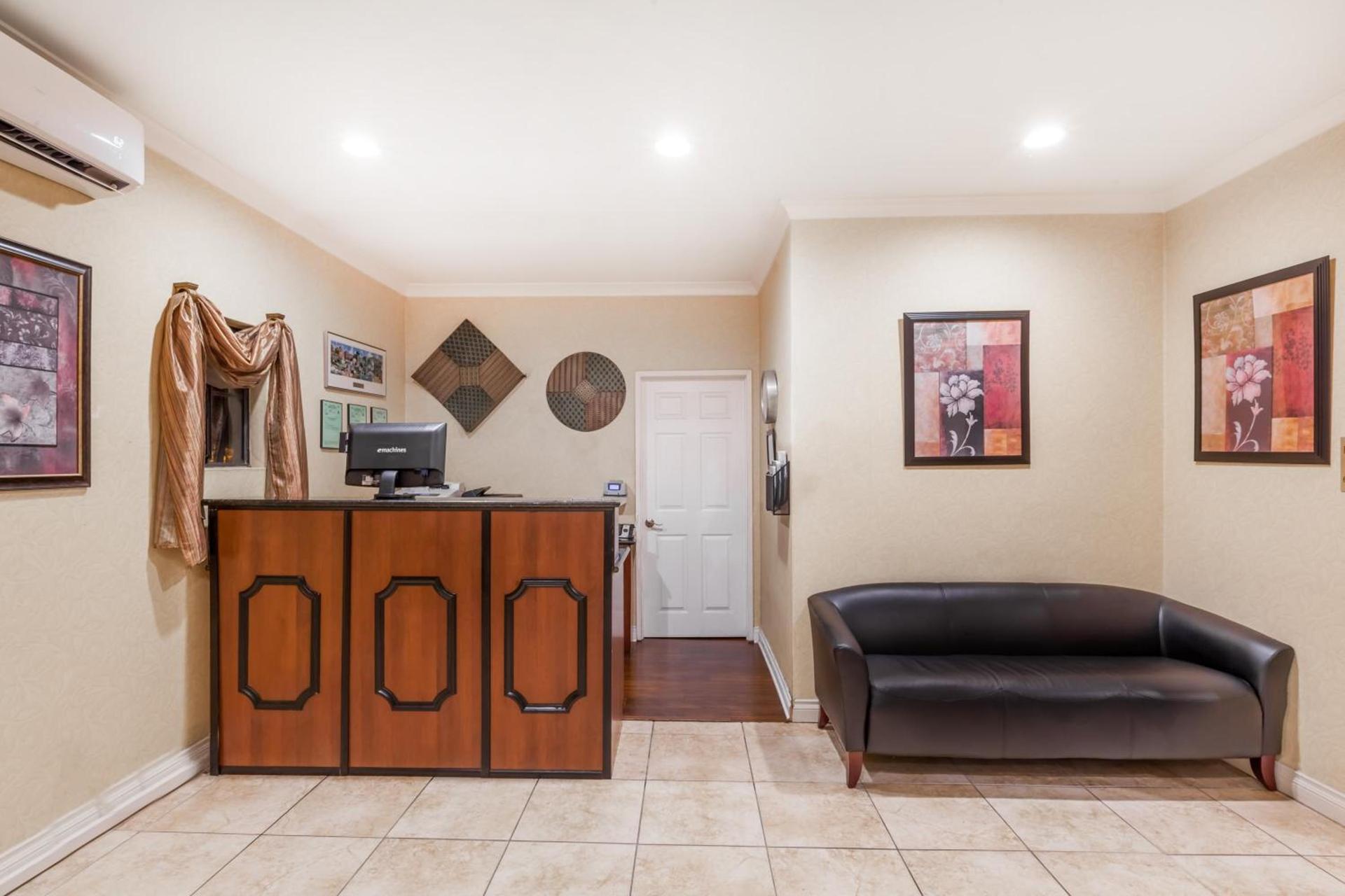 Ramada by Wyndham San Diego Poway Miramar photo 39