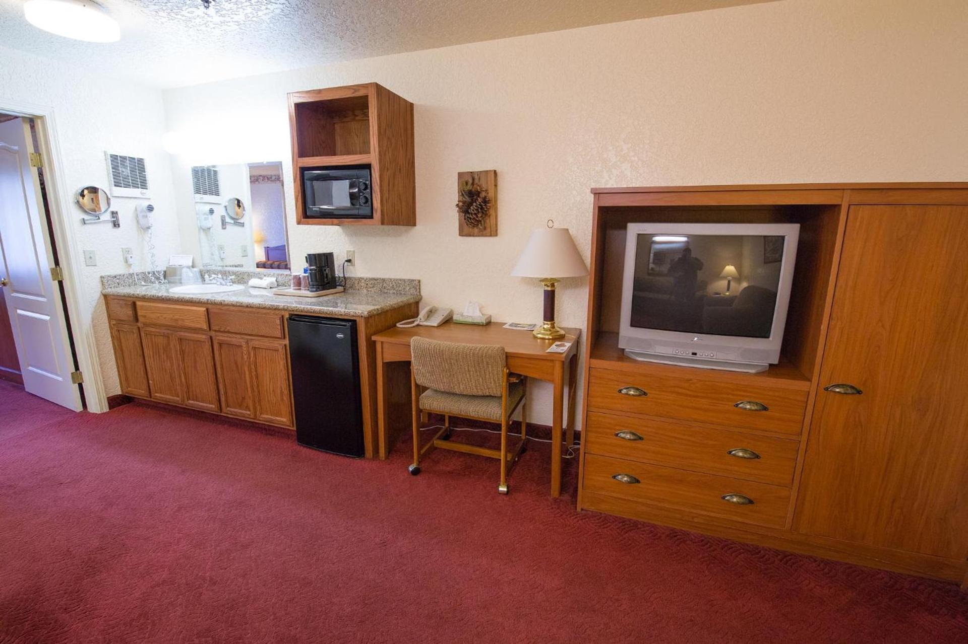 Murphys Suites photo 8