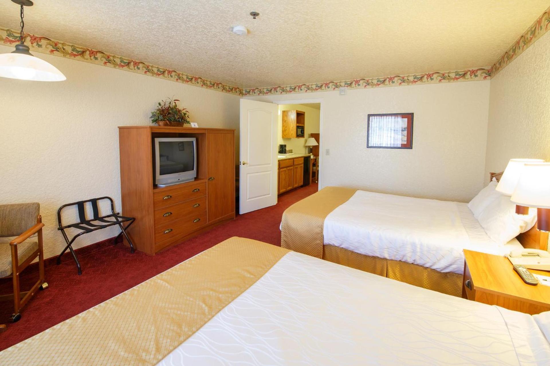 Murphys Suites photo 5
