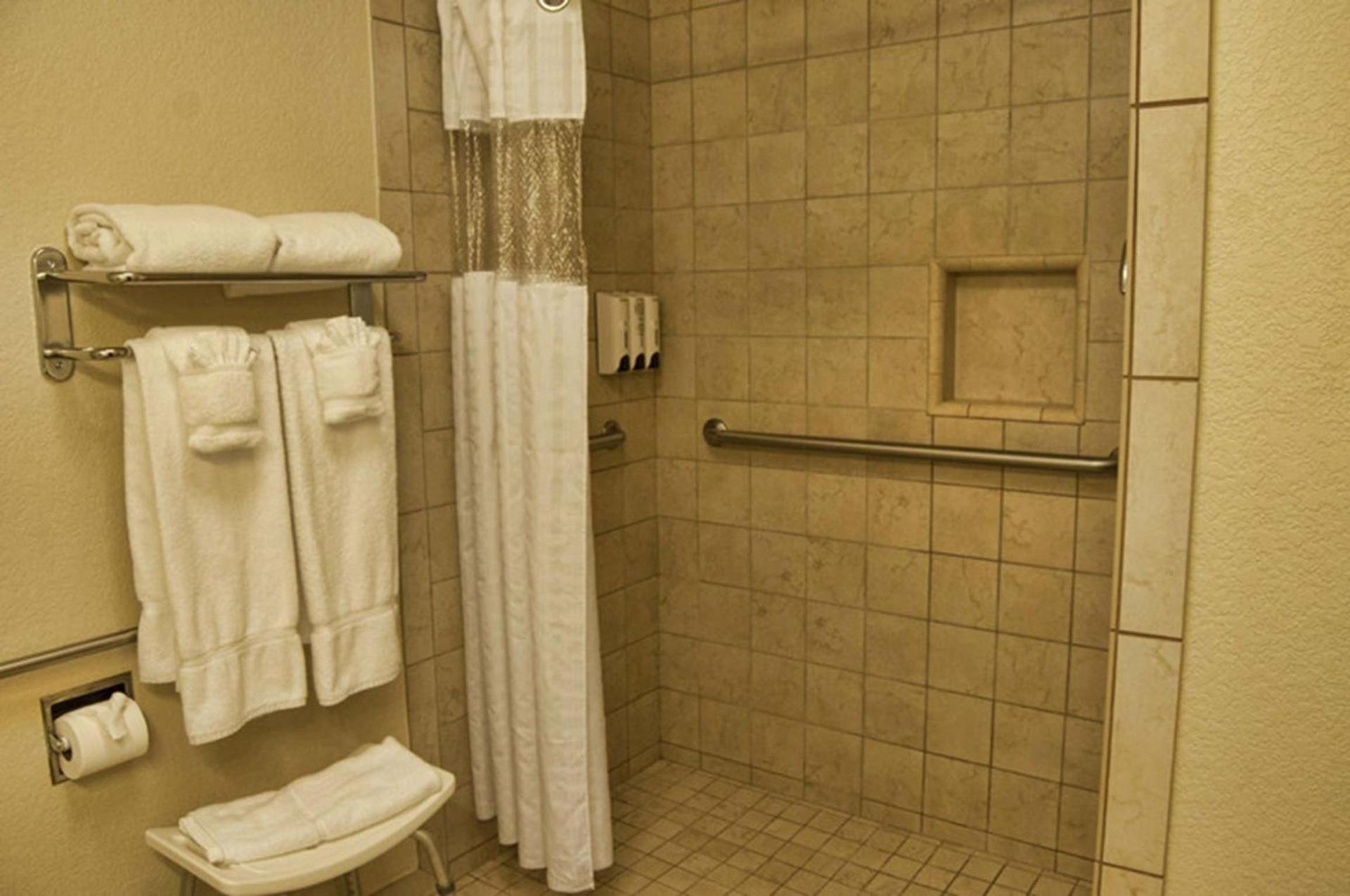 Stratford Inn photo 42