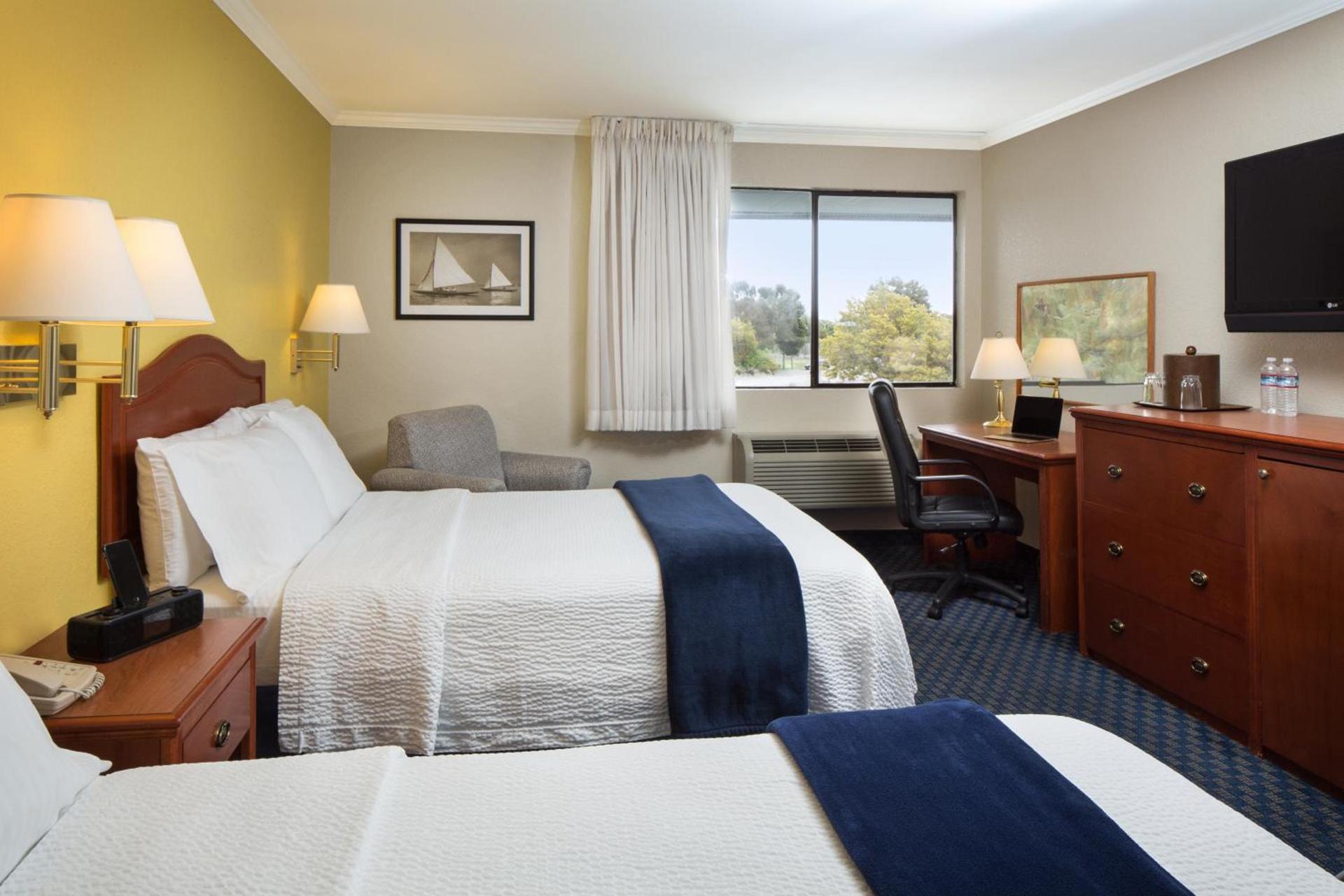 The Marina Inn on San Francisco Bay photo 39
