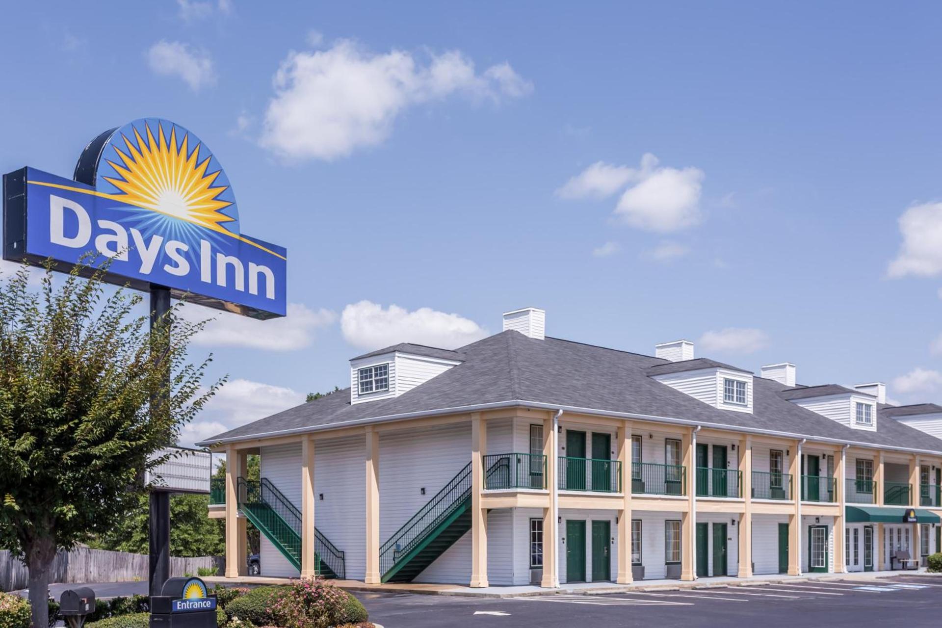 Days Inn by Wyndham Simpsonville photo 28