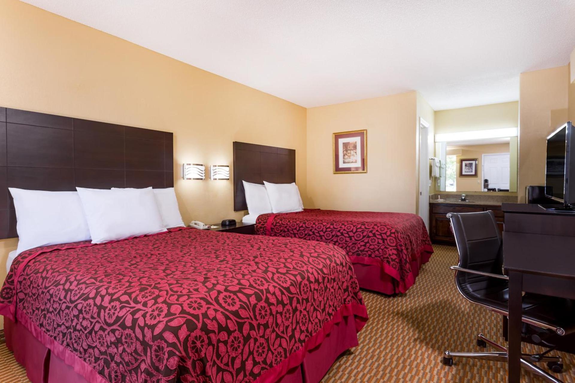 Days Inn by Wyndham Simpsonville photo 20