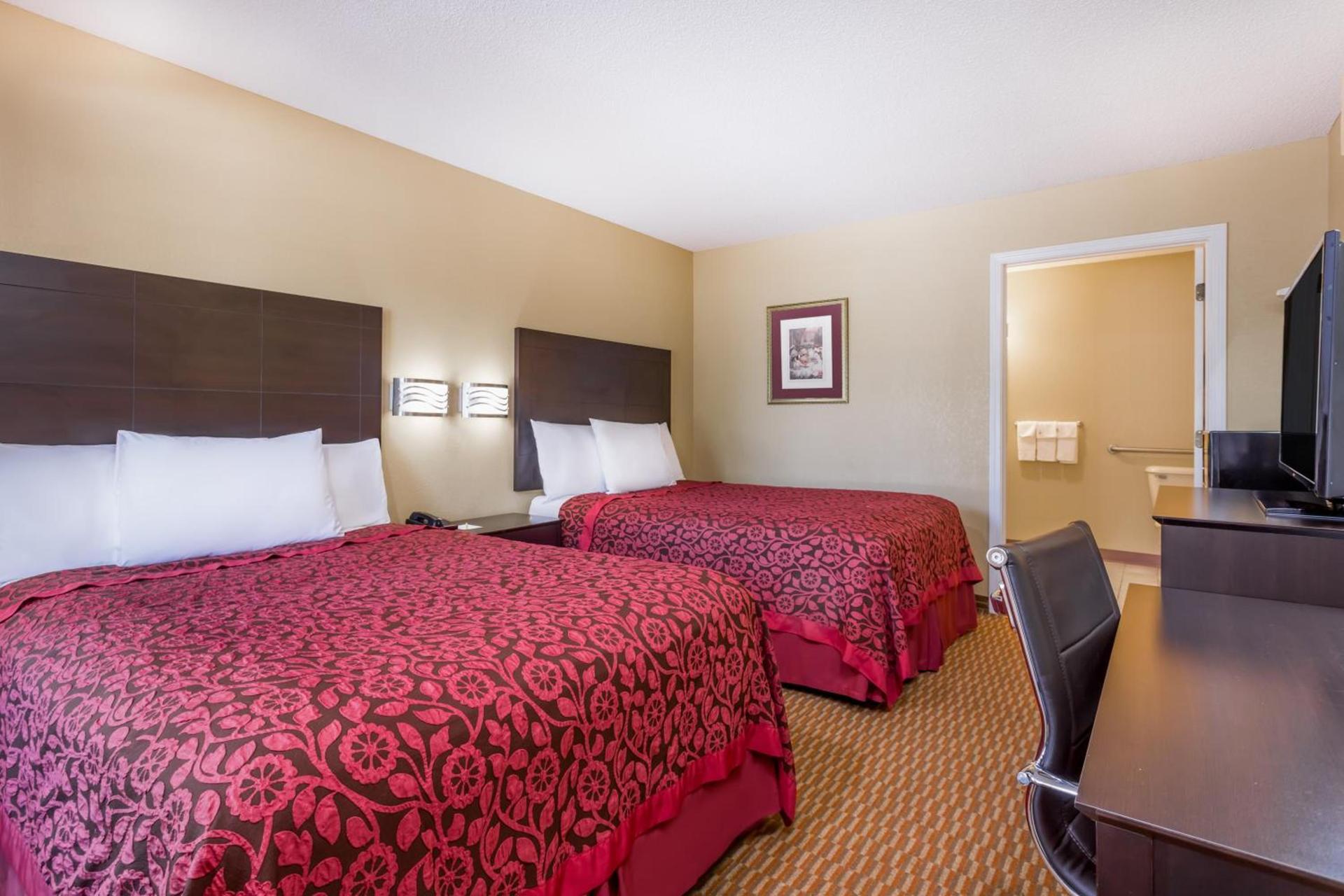 Days Inn by Wyndham Simpsonville photo 18