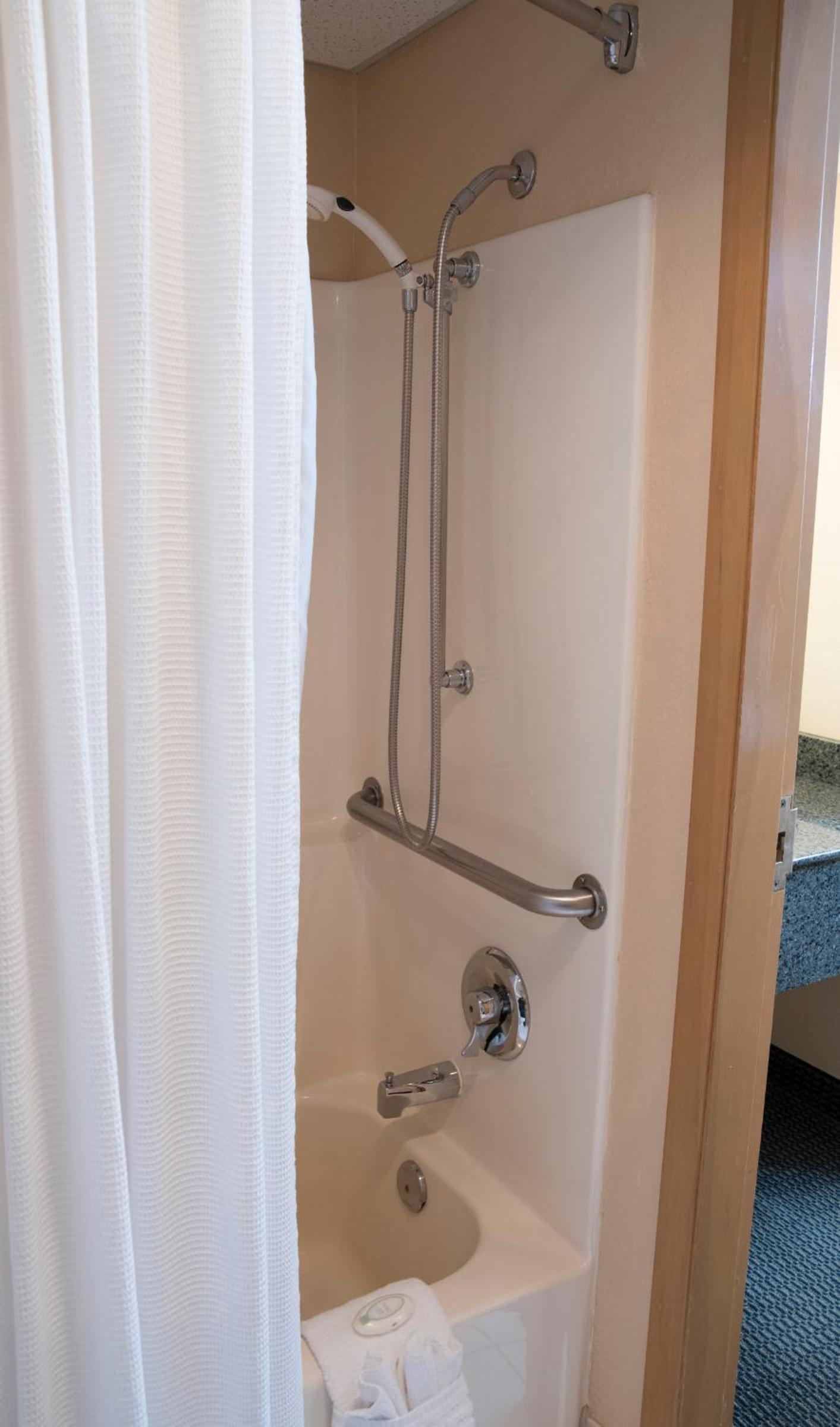 The Landing Hotel photo 29