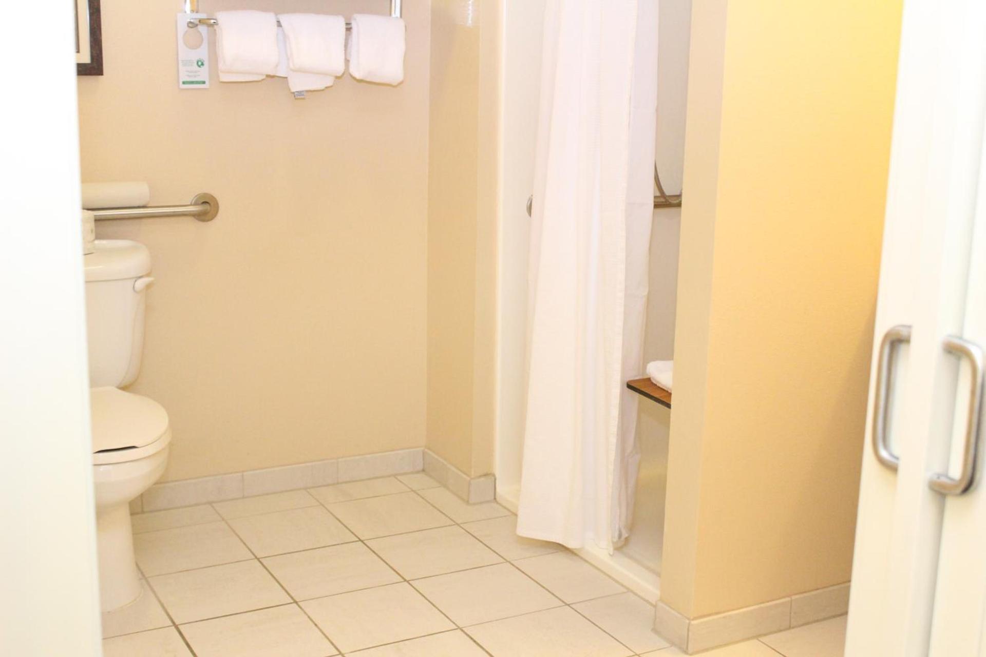 The Landing Hotel photo 26