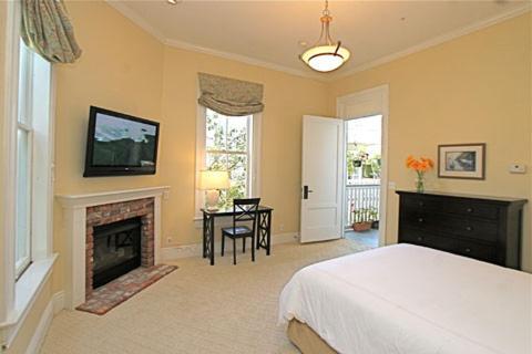The Gables Inn Sausalito photo 12