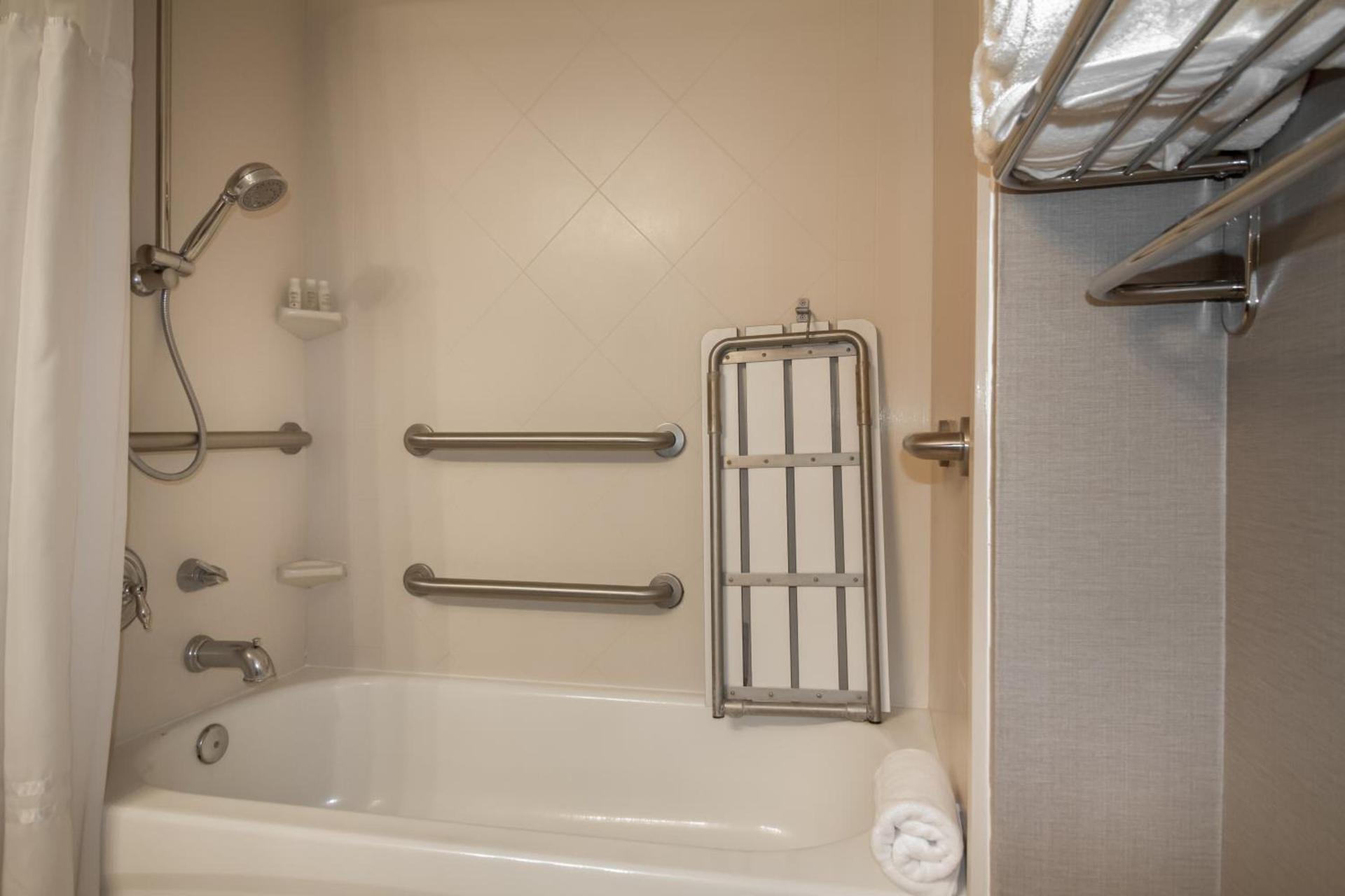 TRYP by Wyndham Savannah photo 67