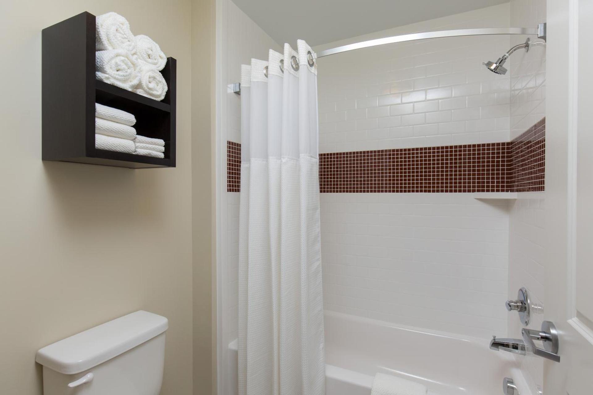 Staybridge Suites Corona South by IHG photo 8