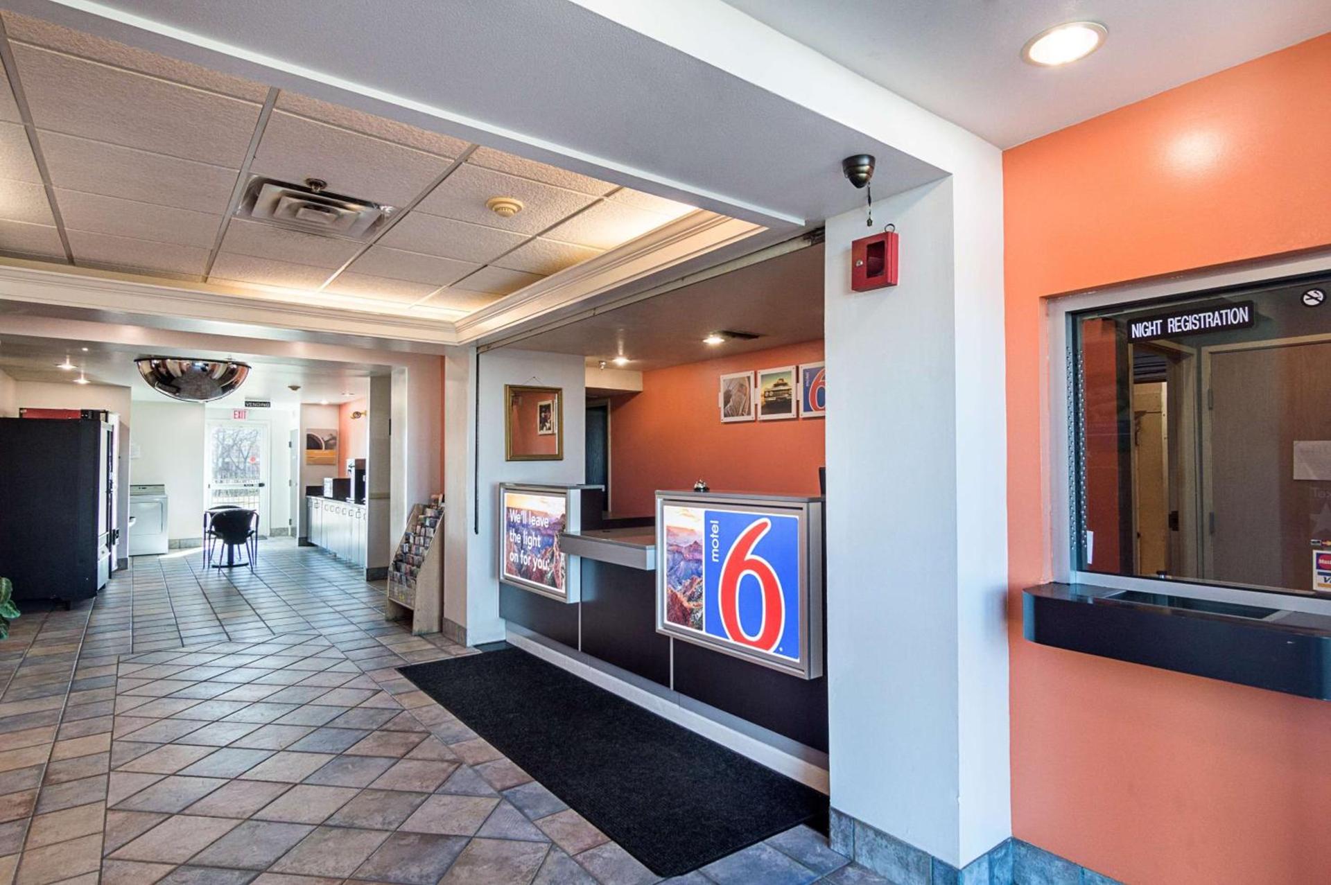 Motel 6-Terrell, TX photo 32