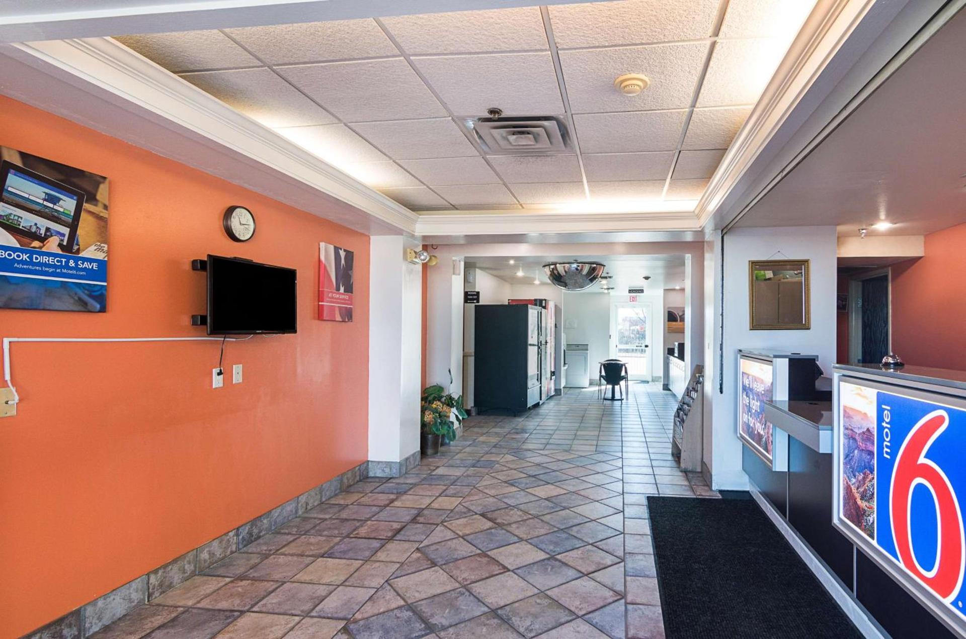 Motel 6-Terrell, TX photo 33
