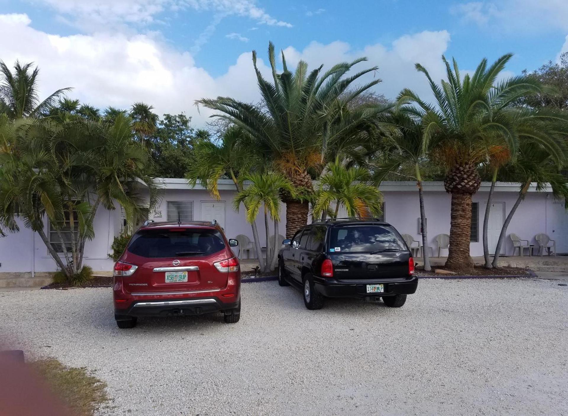 Siesta Motel photo 25