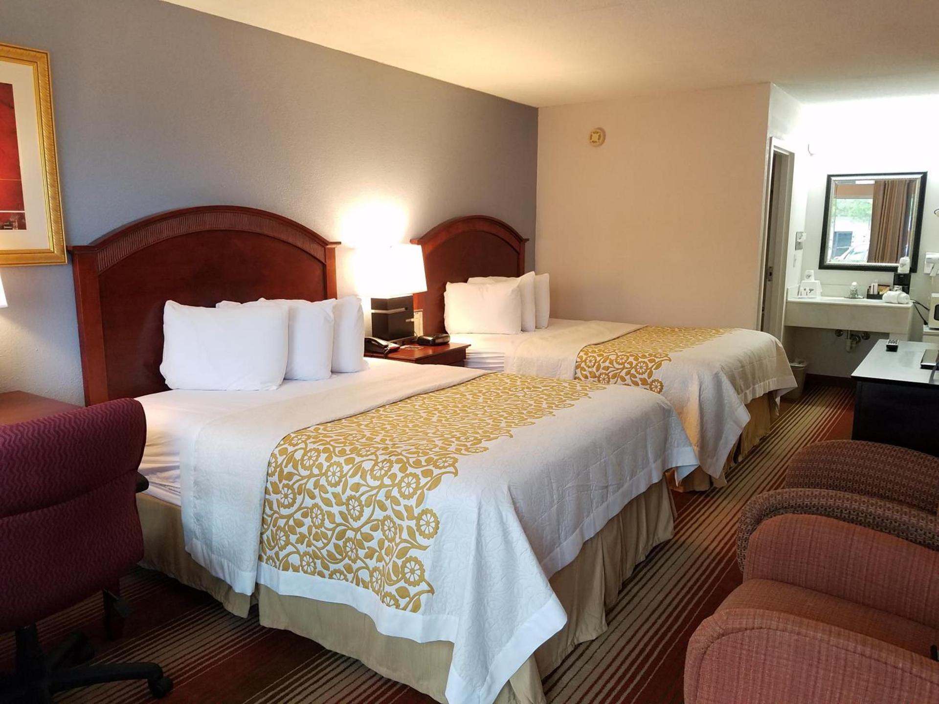 Days Inn by Wyndham Richmond photo 38