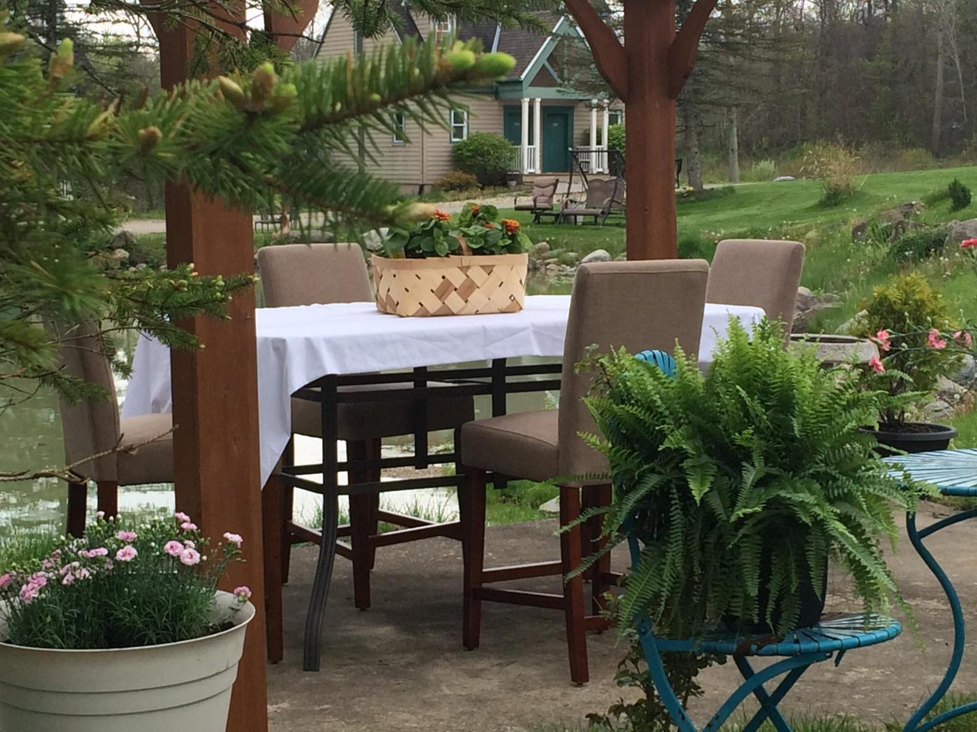 Spruce Hill Inn & Cottages photo 13