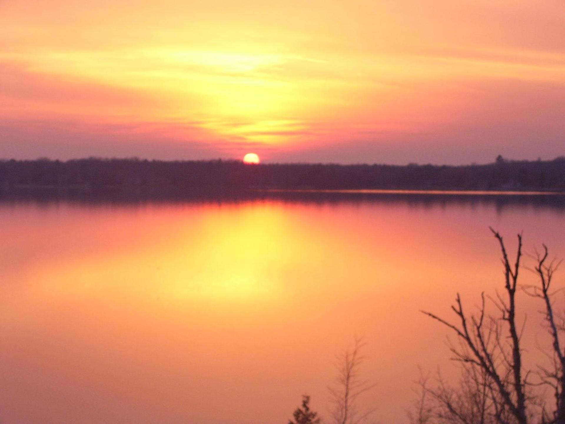 The Torch Lake Bed and Breakfast photo 8