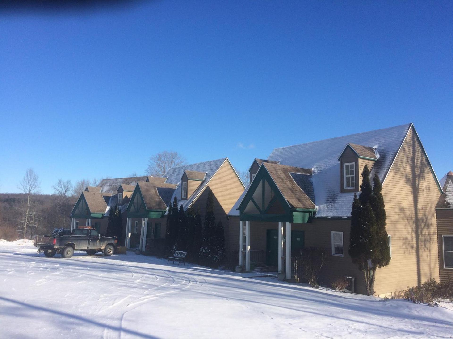 Spruce Hill Inn & Cottages photo 9