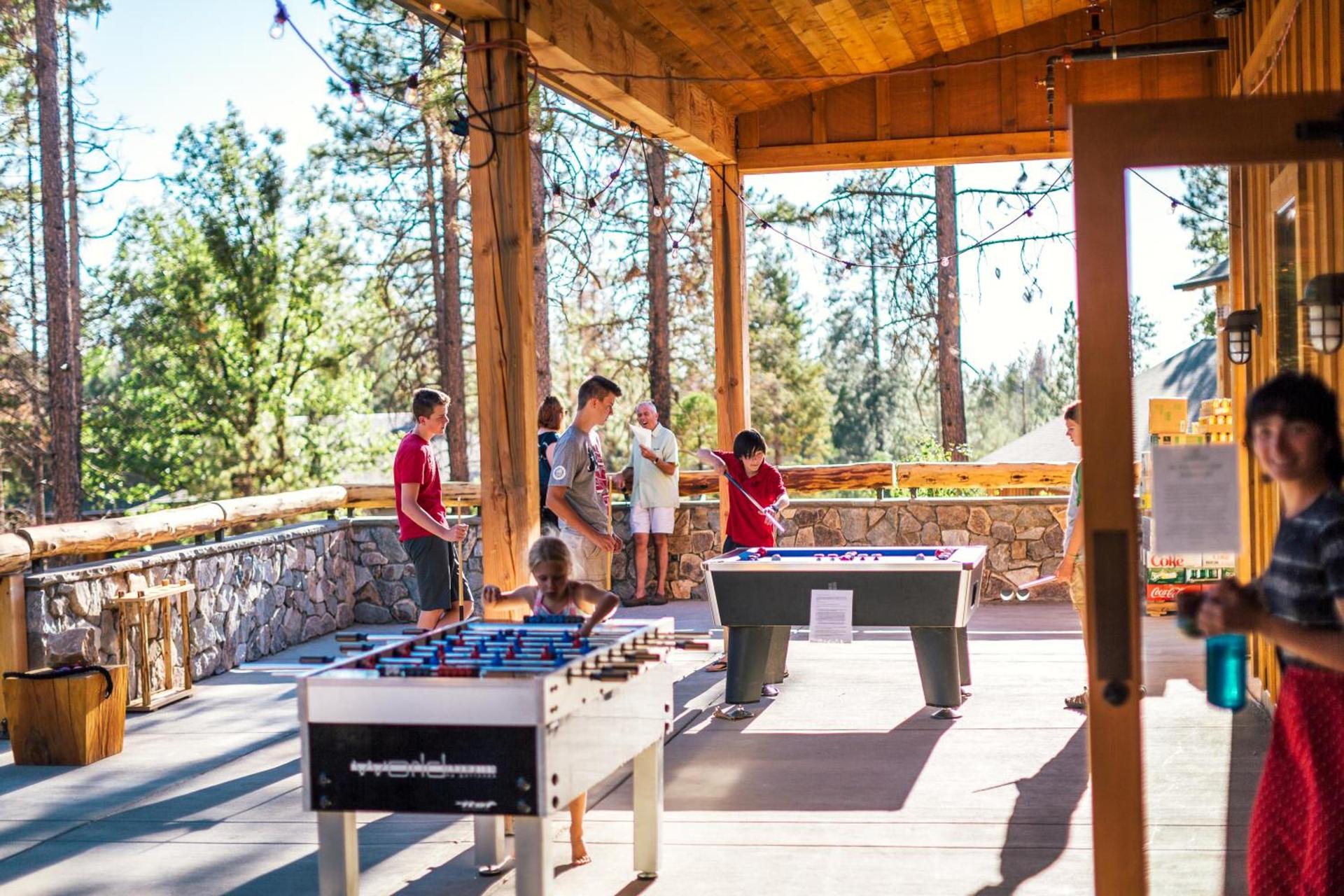 Rush Creek Lodge at Yosemite photo 7