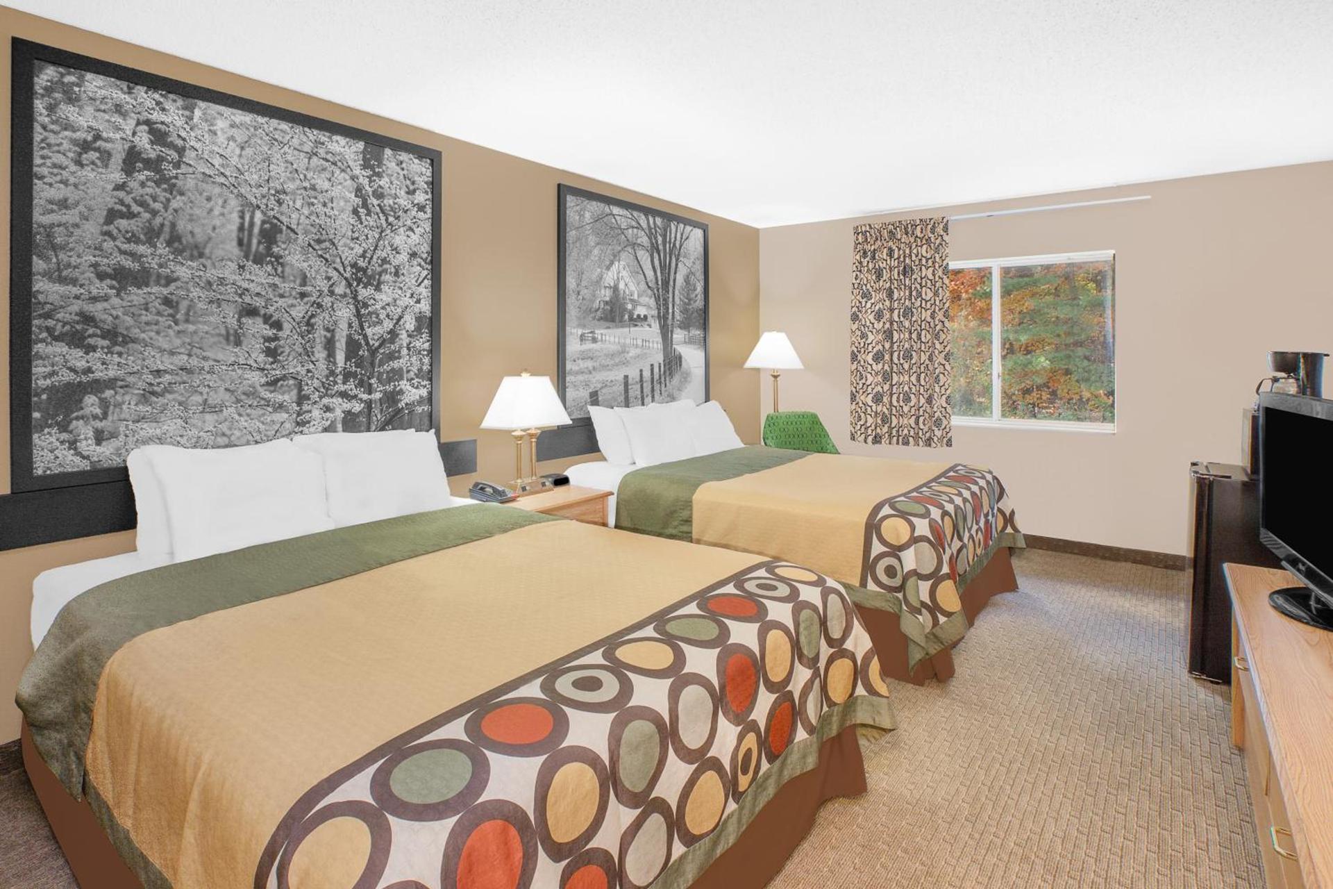 Super 8 by Wyndham Seville photo 31