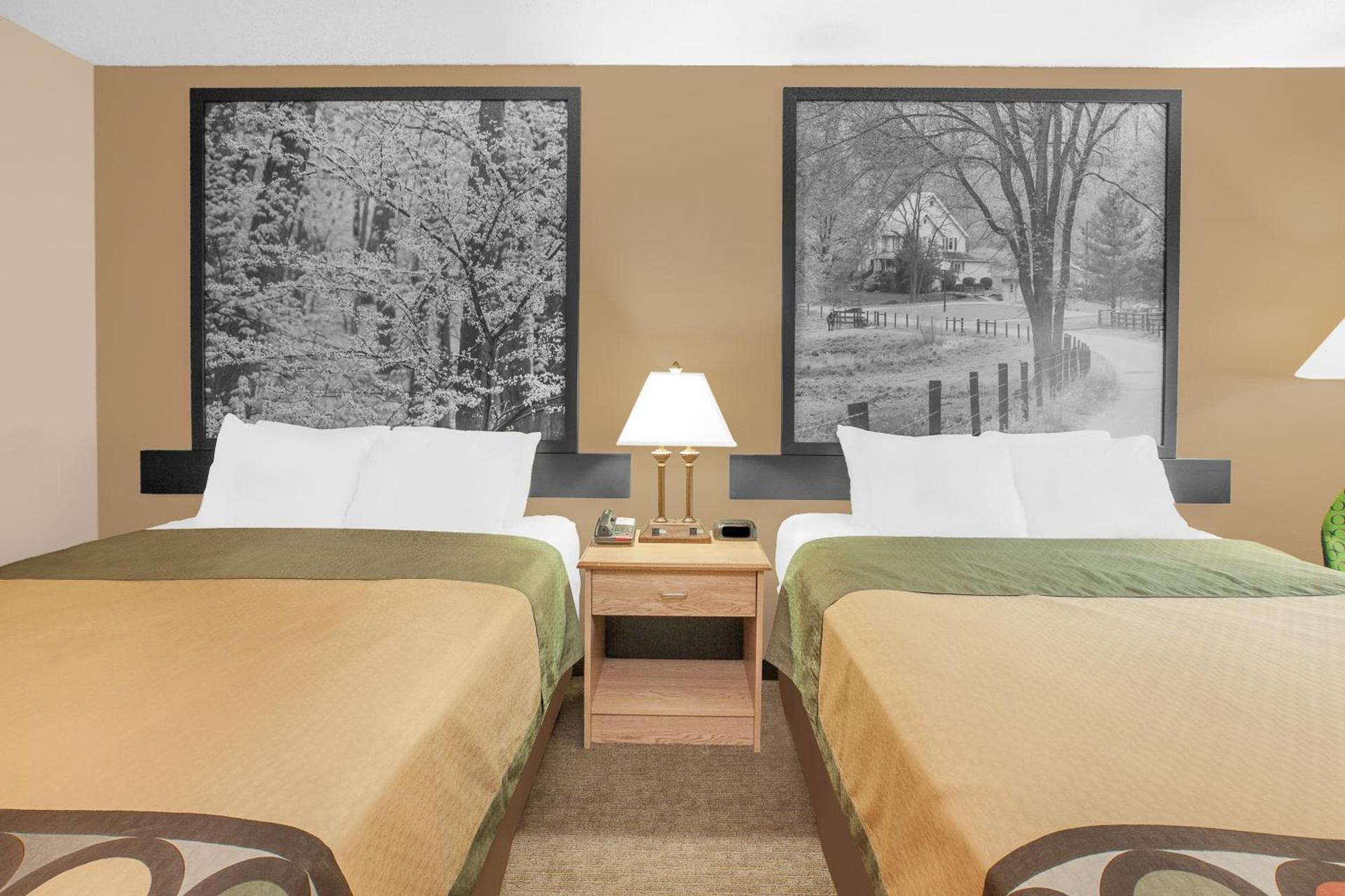 Super 8 by Wyndham Seville photo 28