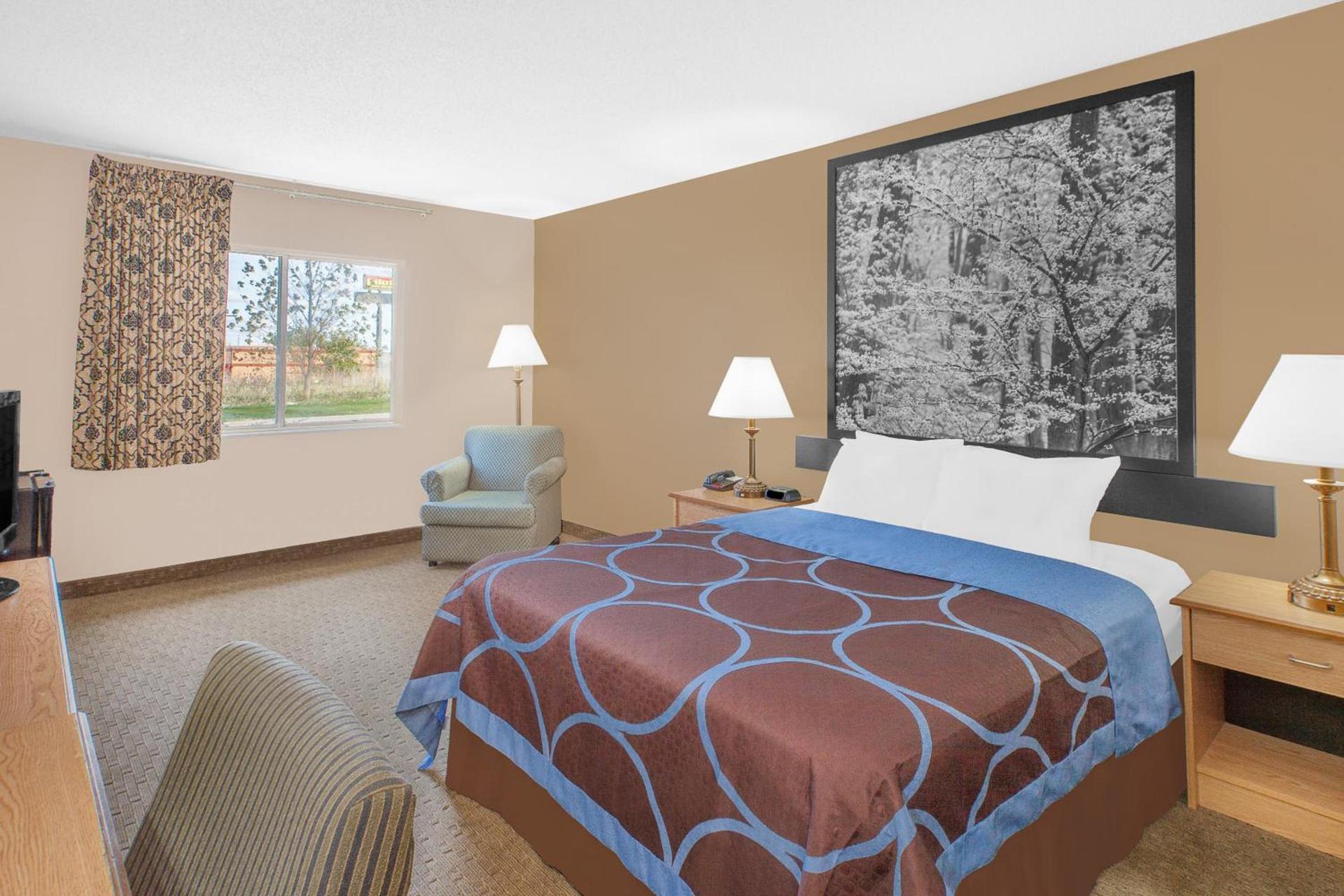 Super 8 by Wyndham Seville photo 17