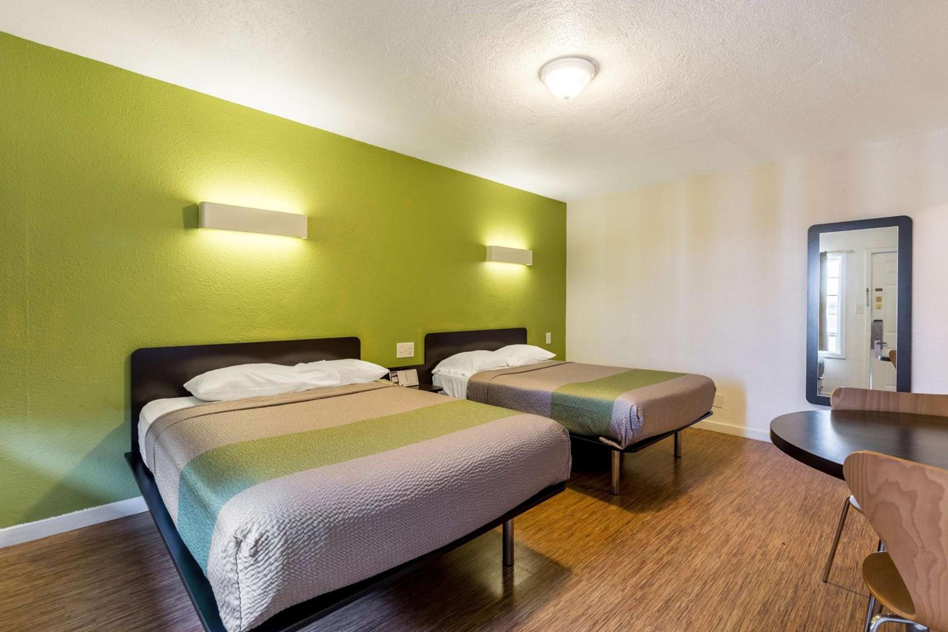 Motel 6 San Rafael, CA photo 11