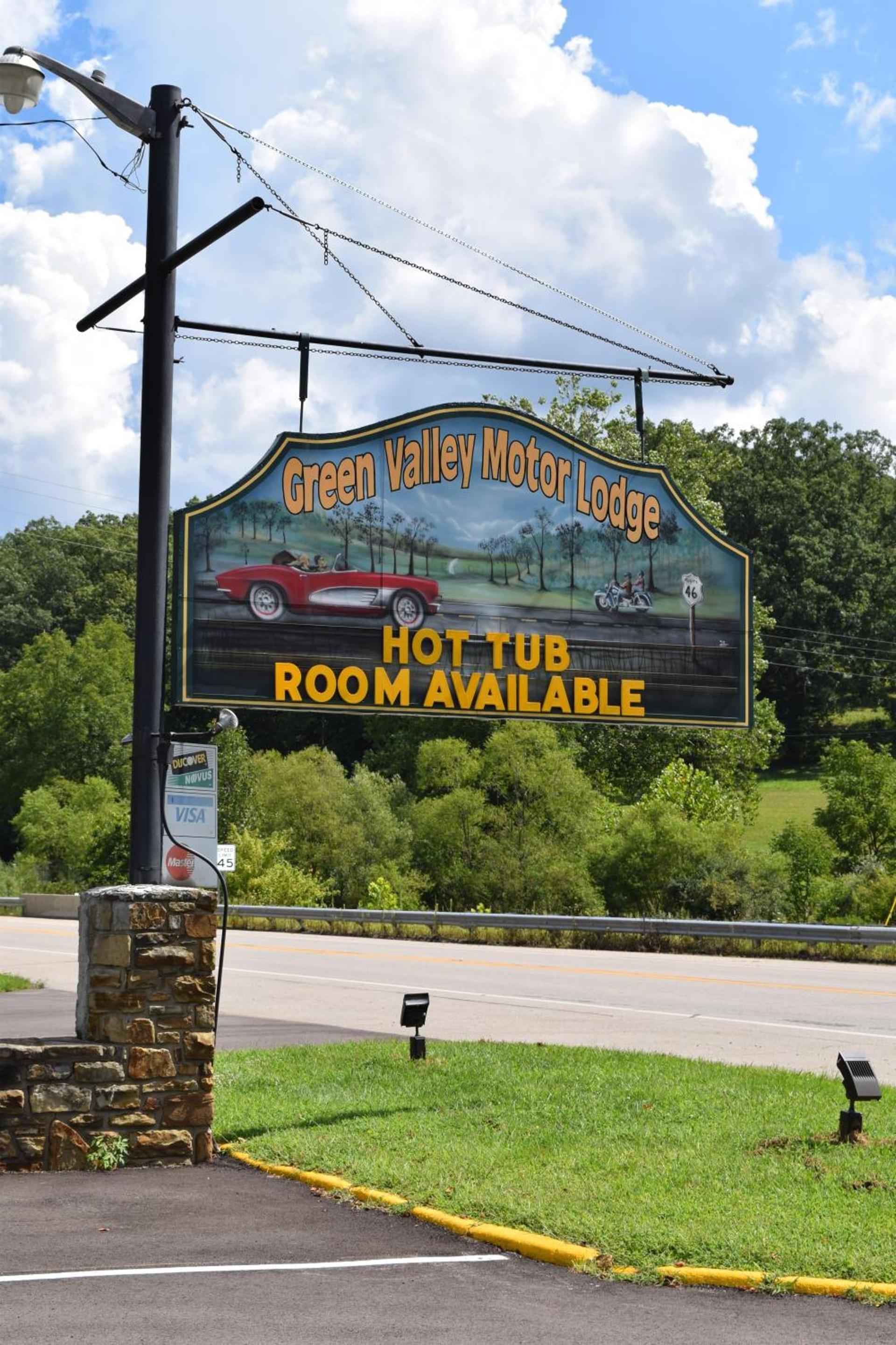Green Valley Motor Lodge photo 2