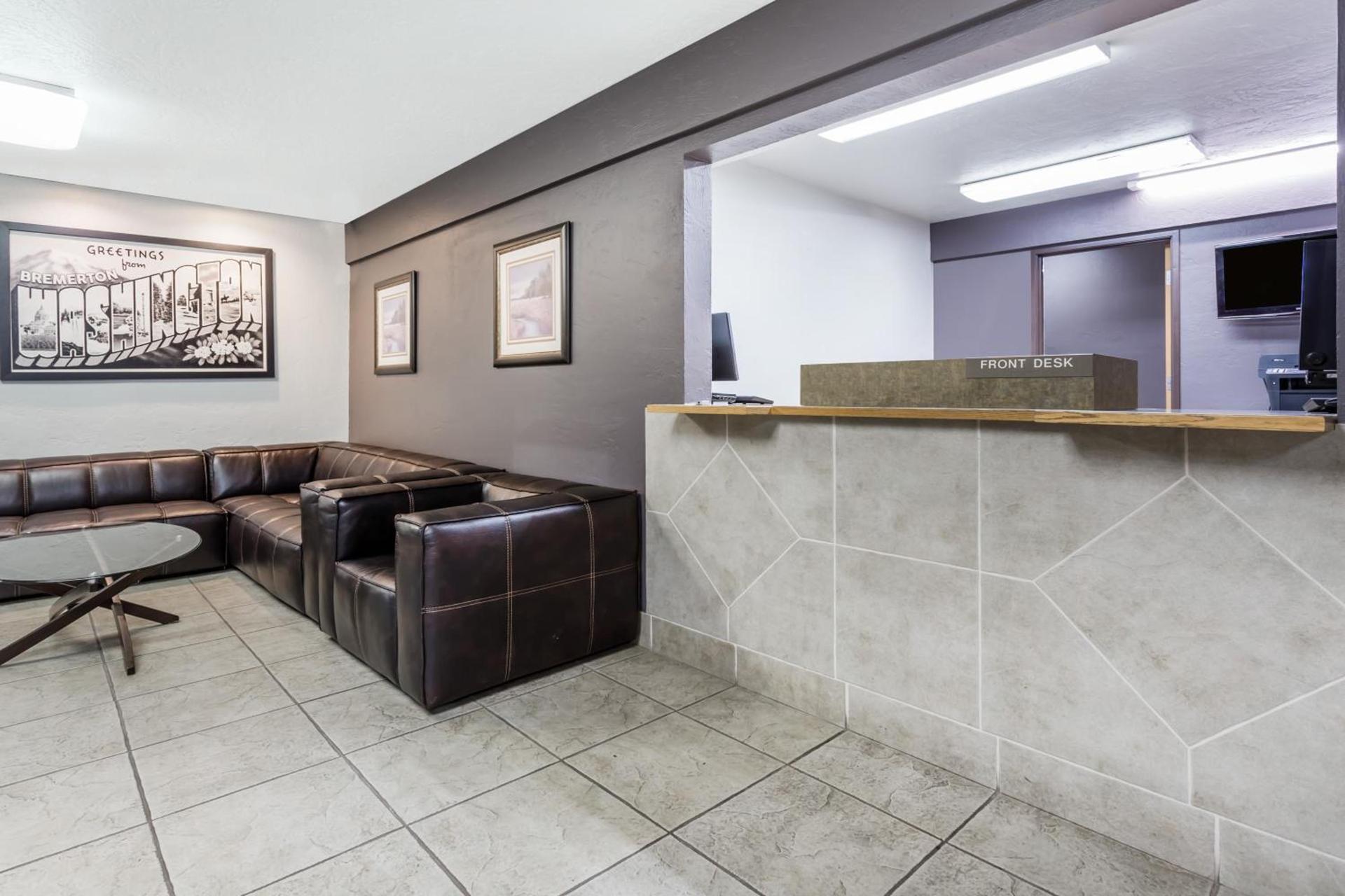 Super 8 by Wyndham Bremerton photo 16