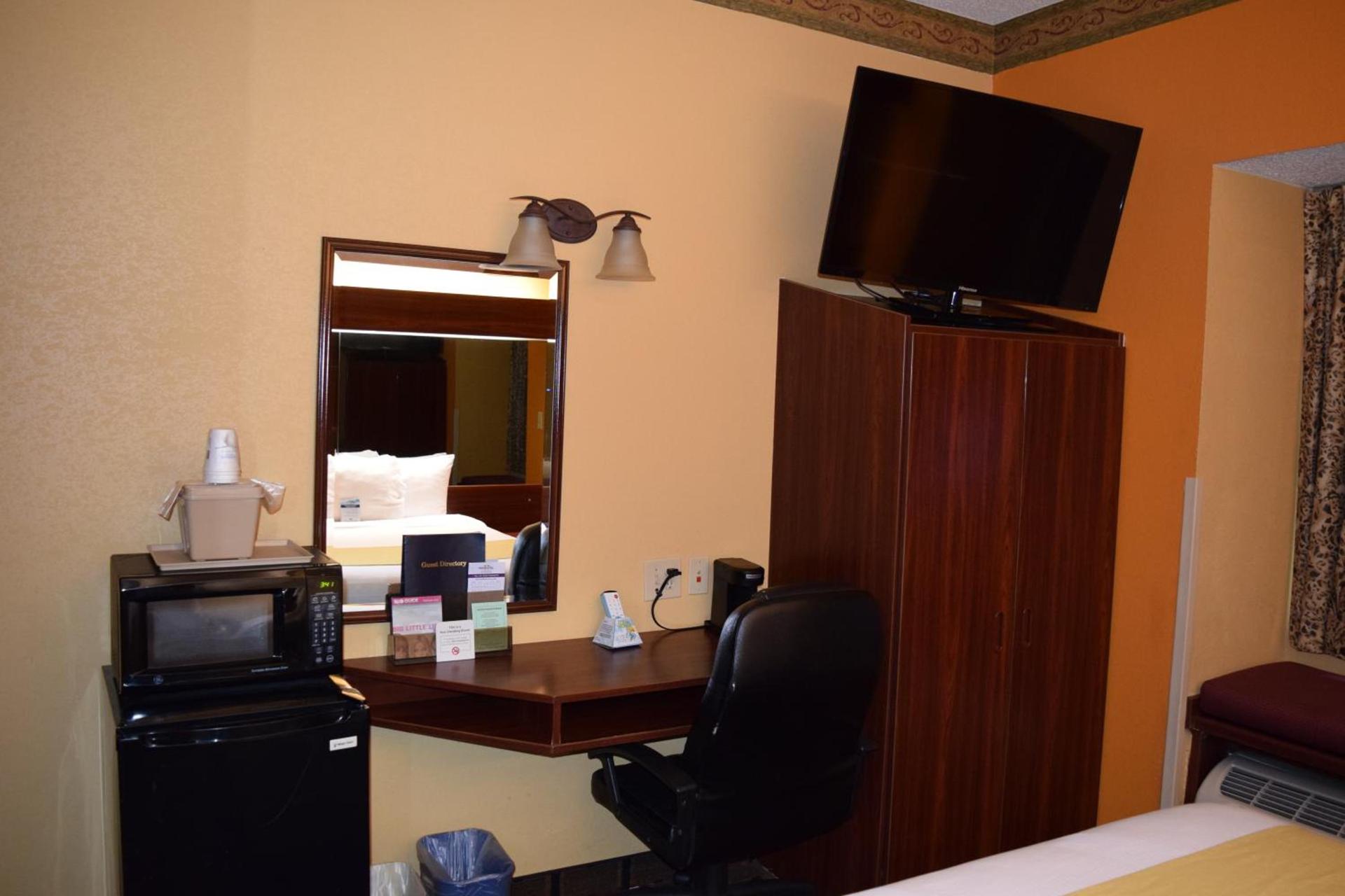 Microtel Inn & Suites by Wyndham Rock Hill/Charlotte Area photo 4