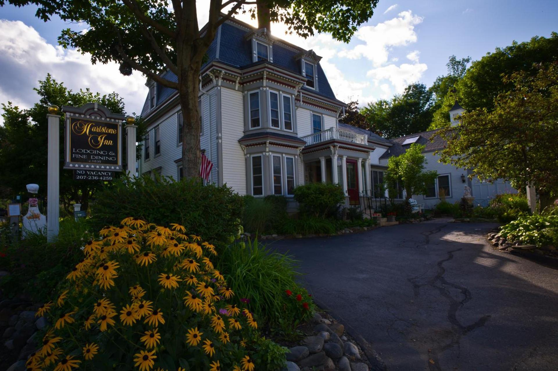 Hartstone Inn photo 4
