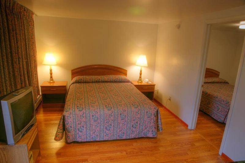 Mel Haven Motel photo 58