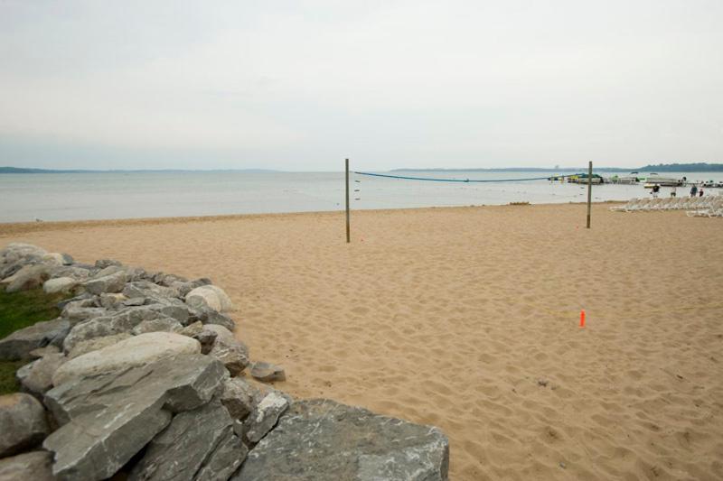 Parkshore Resort photo 15