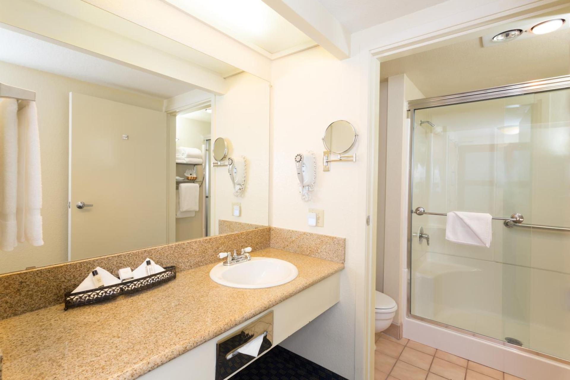 The Marina Inn on San Francisco Bay photo 18