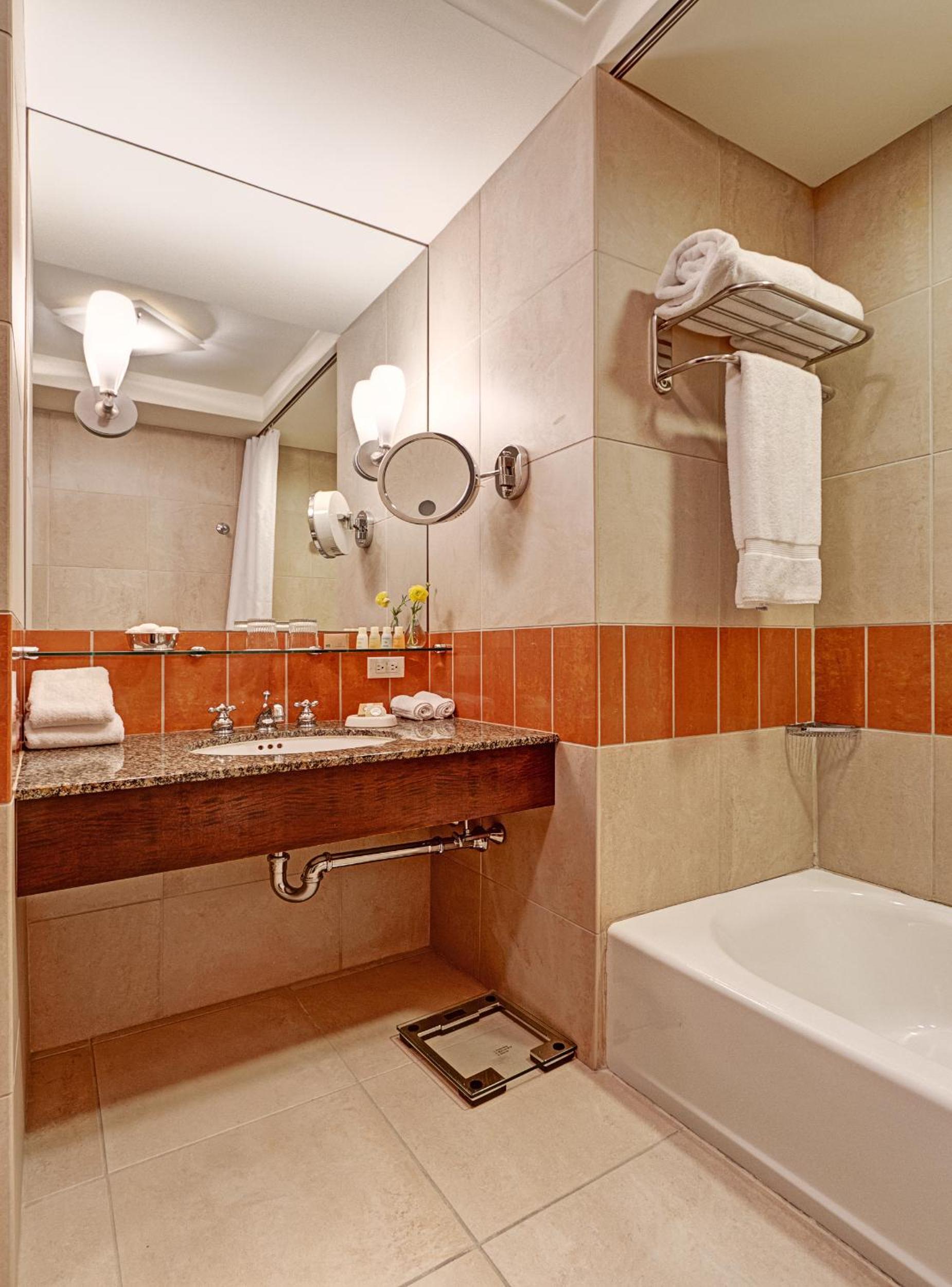 Hotel Giraffe by Library Hotel Collection photo 23