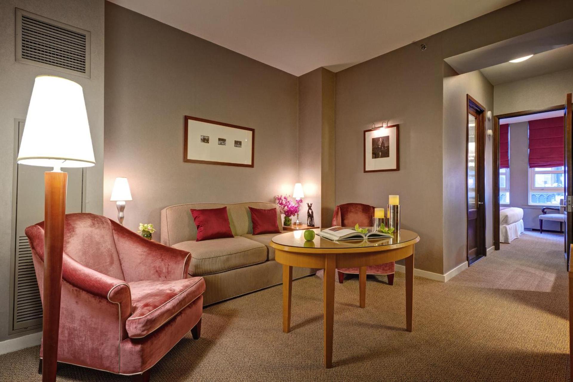 Hotel Giraffe by Library Hotel Collection photo 29