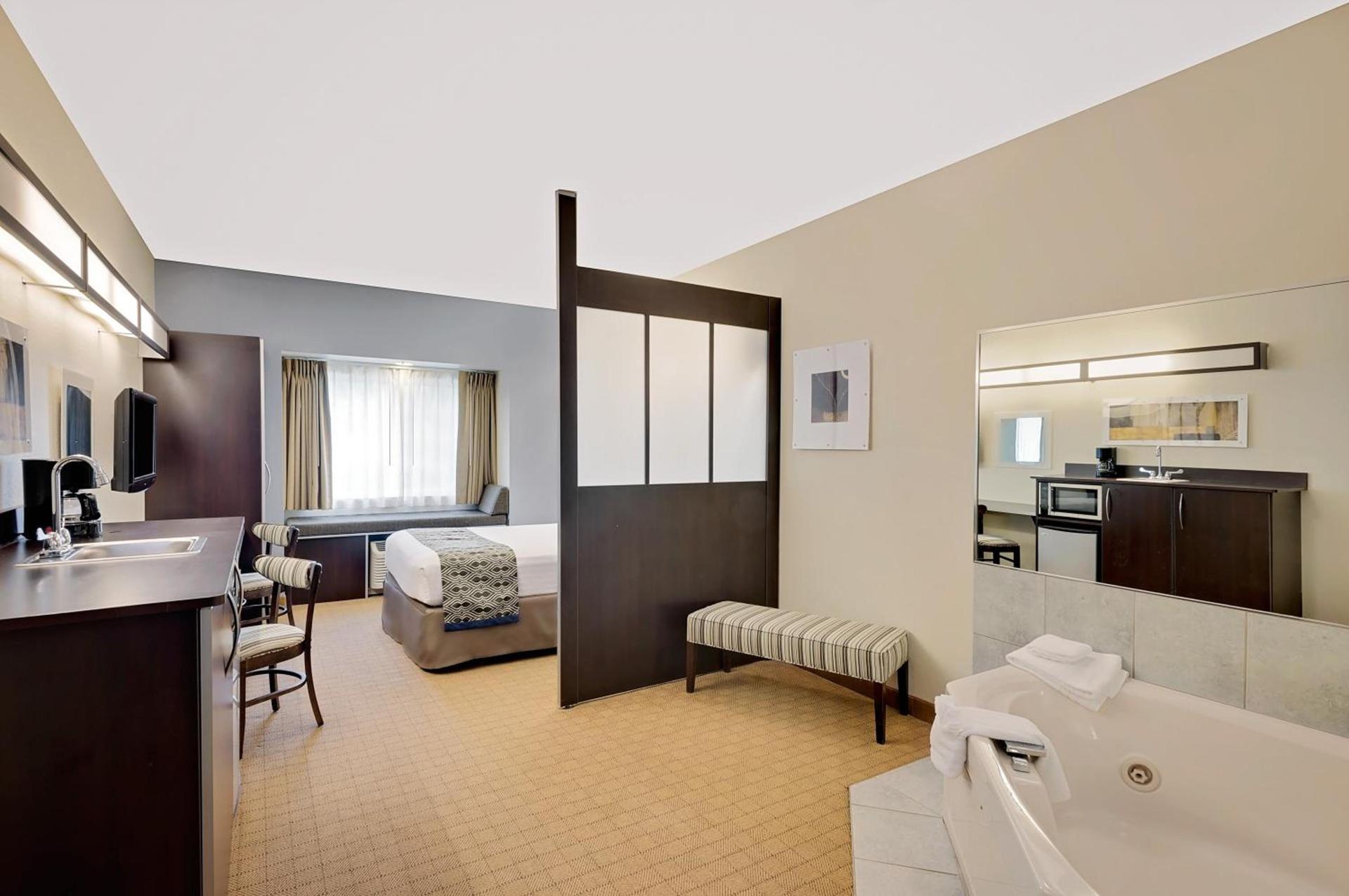 Microtel Inn and Suites by Wyndham - Geneva photo 16