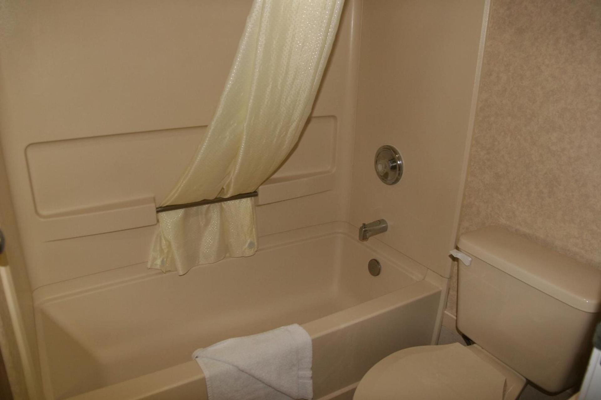 Best Western Montrose Inn photo 28