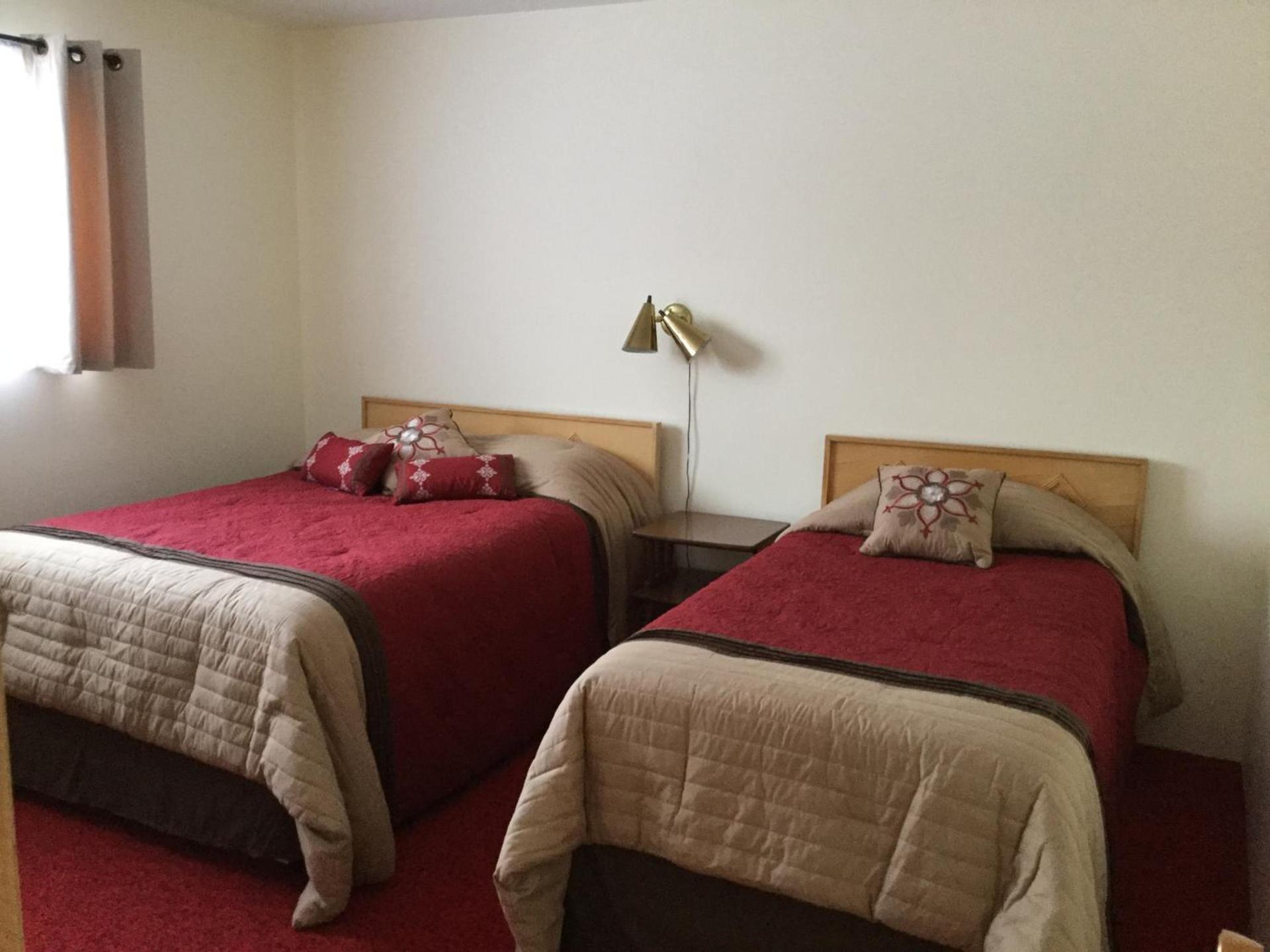 Cedars Motel photo 5