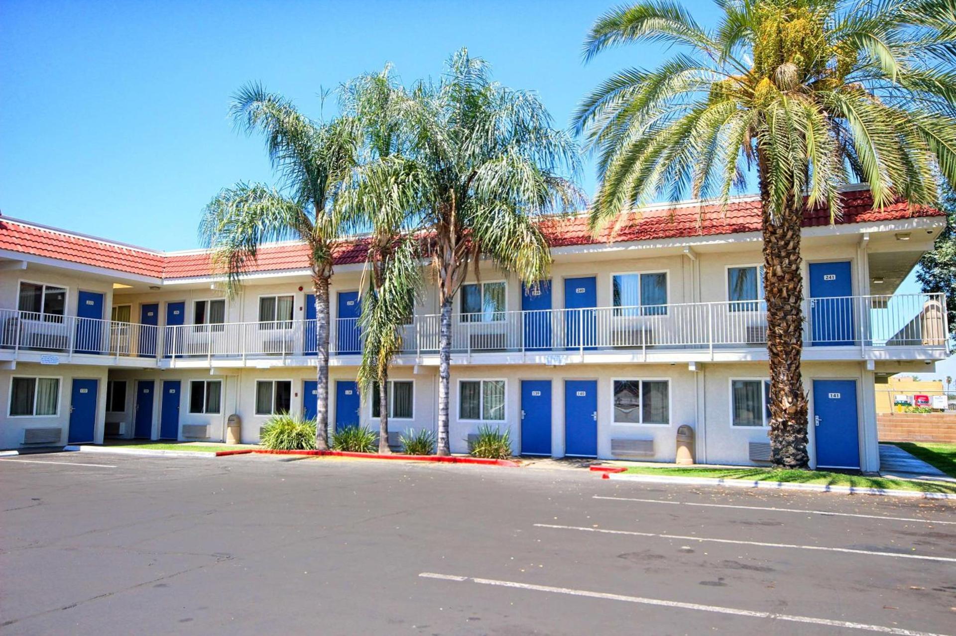 Bridgeview Hotel photo 6