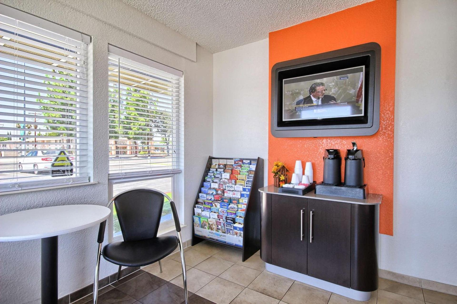 Bridgeview Hotel photo 29