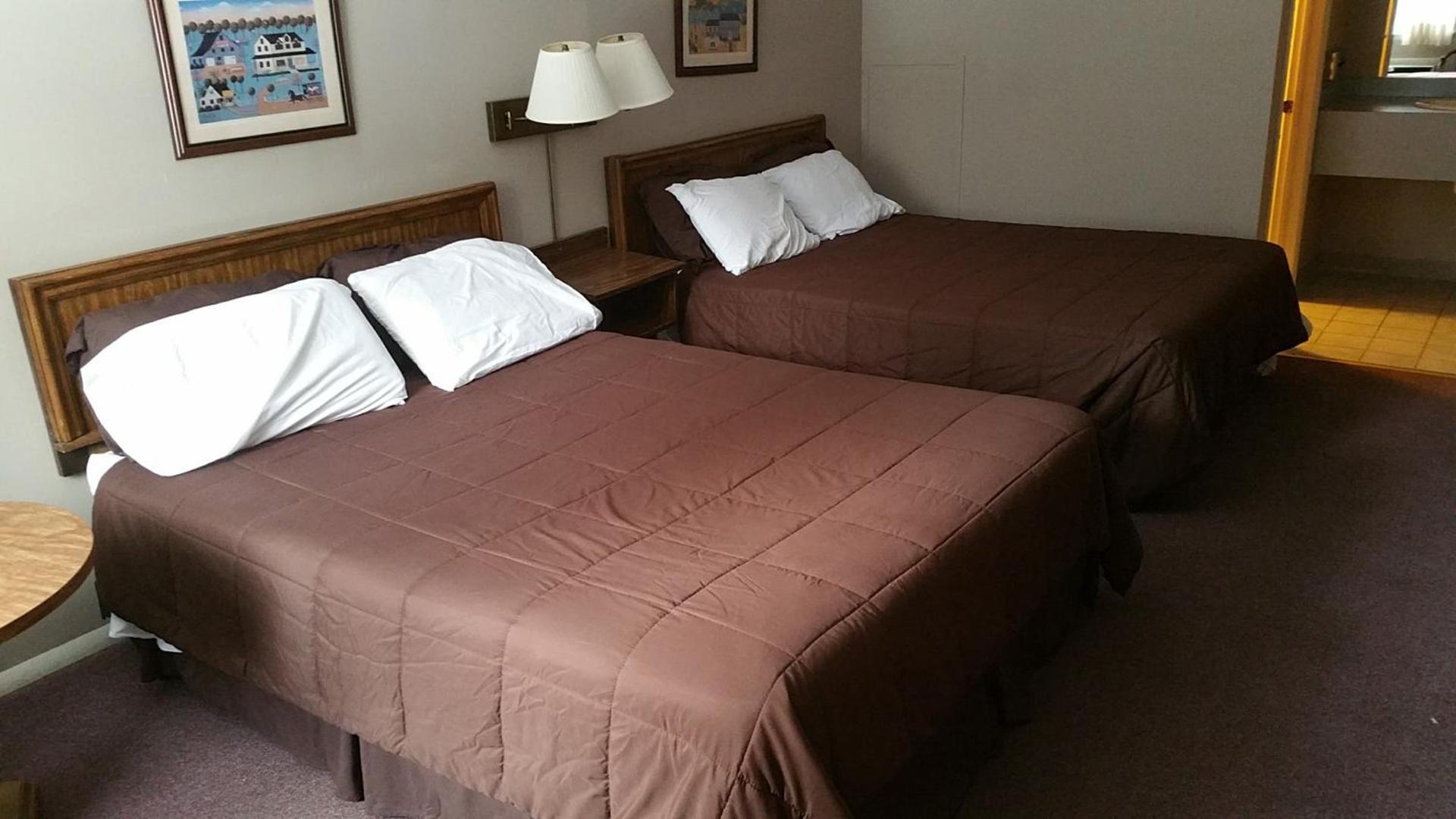 Coach Stop Inn photo 8