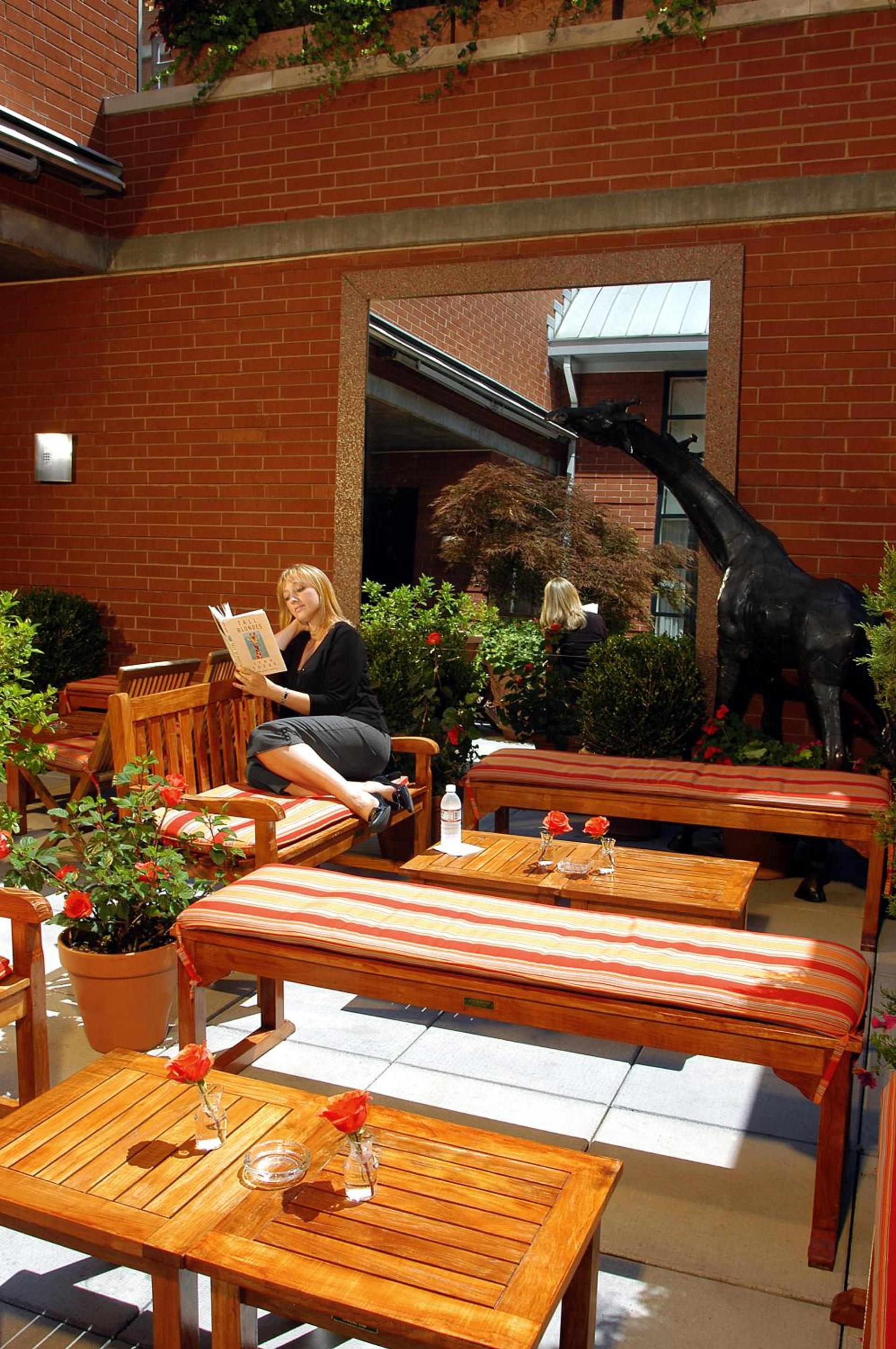Hotel Giraffe by Library Hotel Collection photo 27