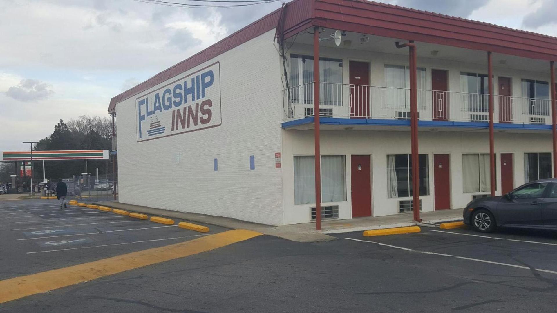 Flagship Inn photo 20